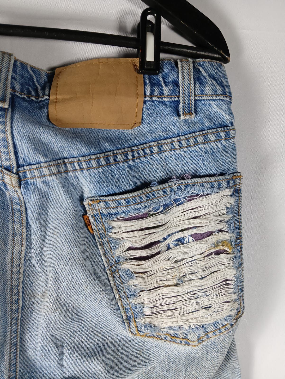 Levi's Vintage Clothing Vintage Levis 505 distressed denim rare orange tab Size US 35 - 7 Thumbnail