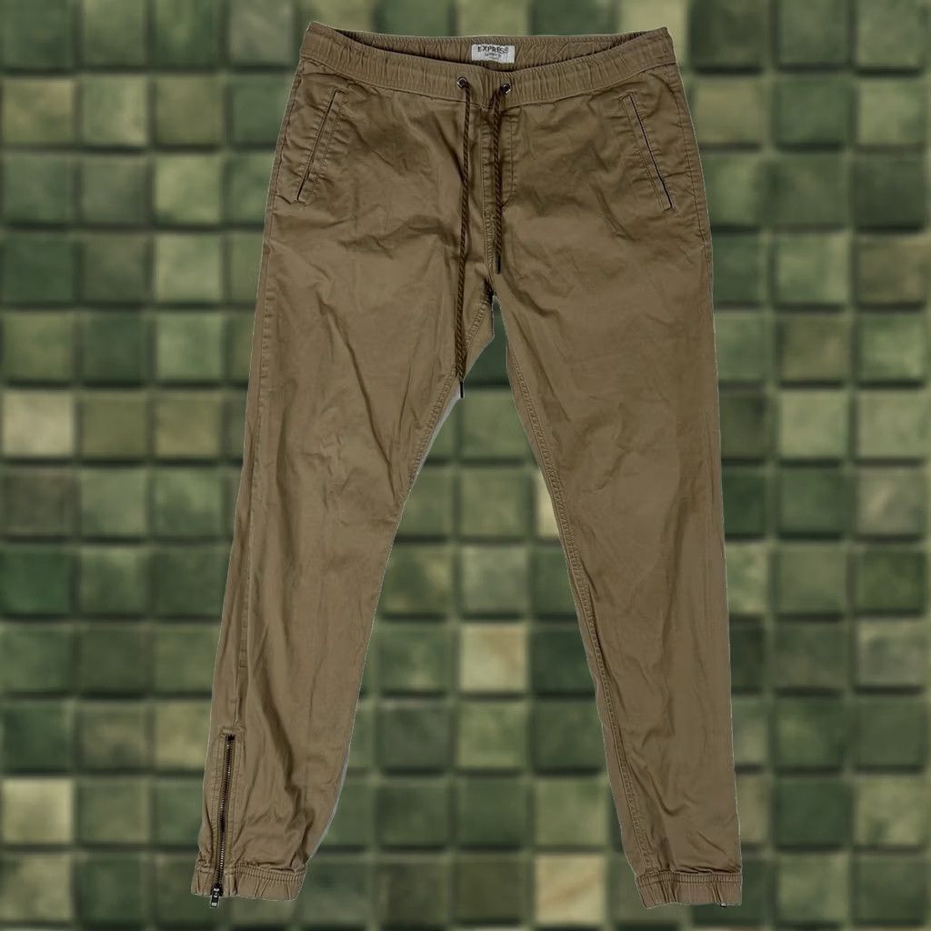 Express Express Jogger Khakis Mens Size 32 Beige Slim Fit Drawstring Pockets Stretch Tapered Pants Size US 32 / EU 48 - 1 Thumbnail