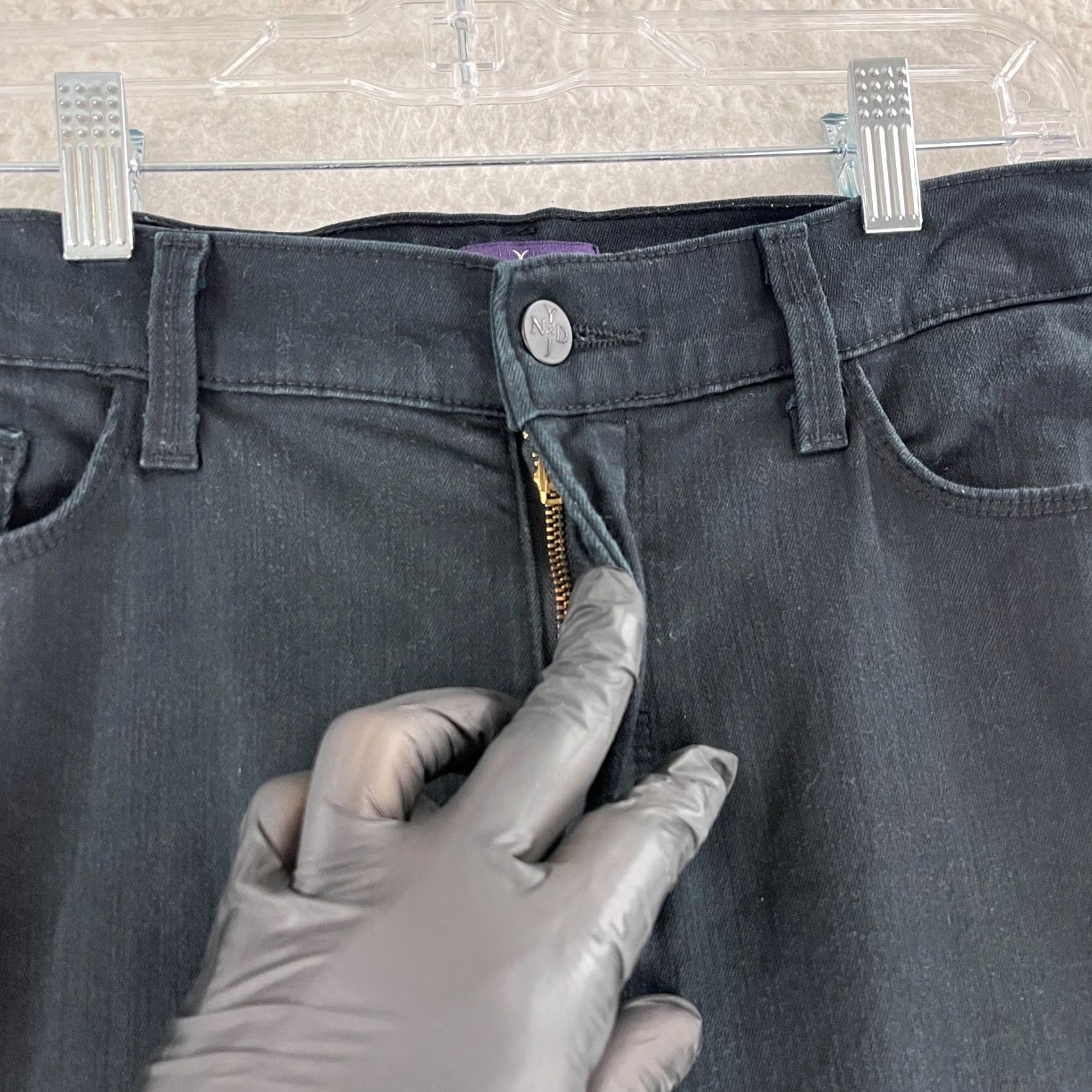 NYDJ NYDJ Crop Jeans Womens Size 10 Black Denim Straight Mid-Rise 5 Pocket Casual Jeans NYDJ Women Regular Size 10 Black Denim Crop Jeans Size 32" / US 10 / IT 46 - 5 Thumbnail