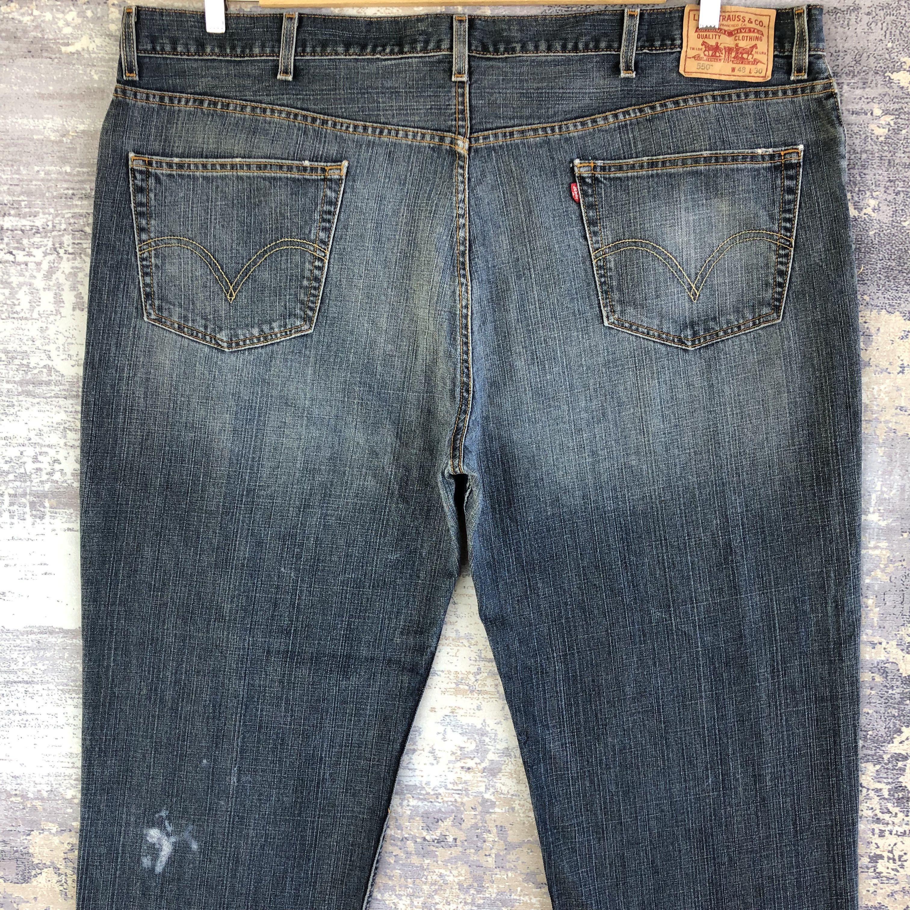 Levi's Vintage Levis 550 Baggy Jeans Levi's Oversized Faded Denim Size US 44 / EU 60 - 4 Thumbnail