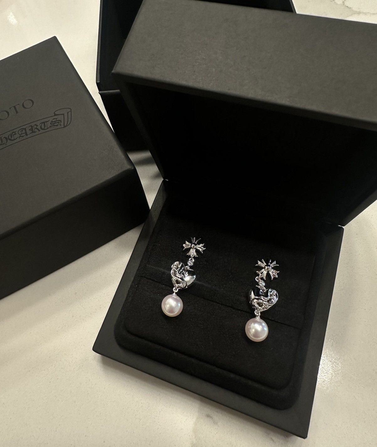 Chrome Hearts 🔥Chrome Hearts Mikimoto White Gold Pearl Earring🔥 Size ONE SIZE - 1 Thumbnail