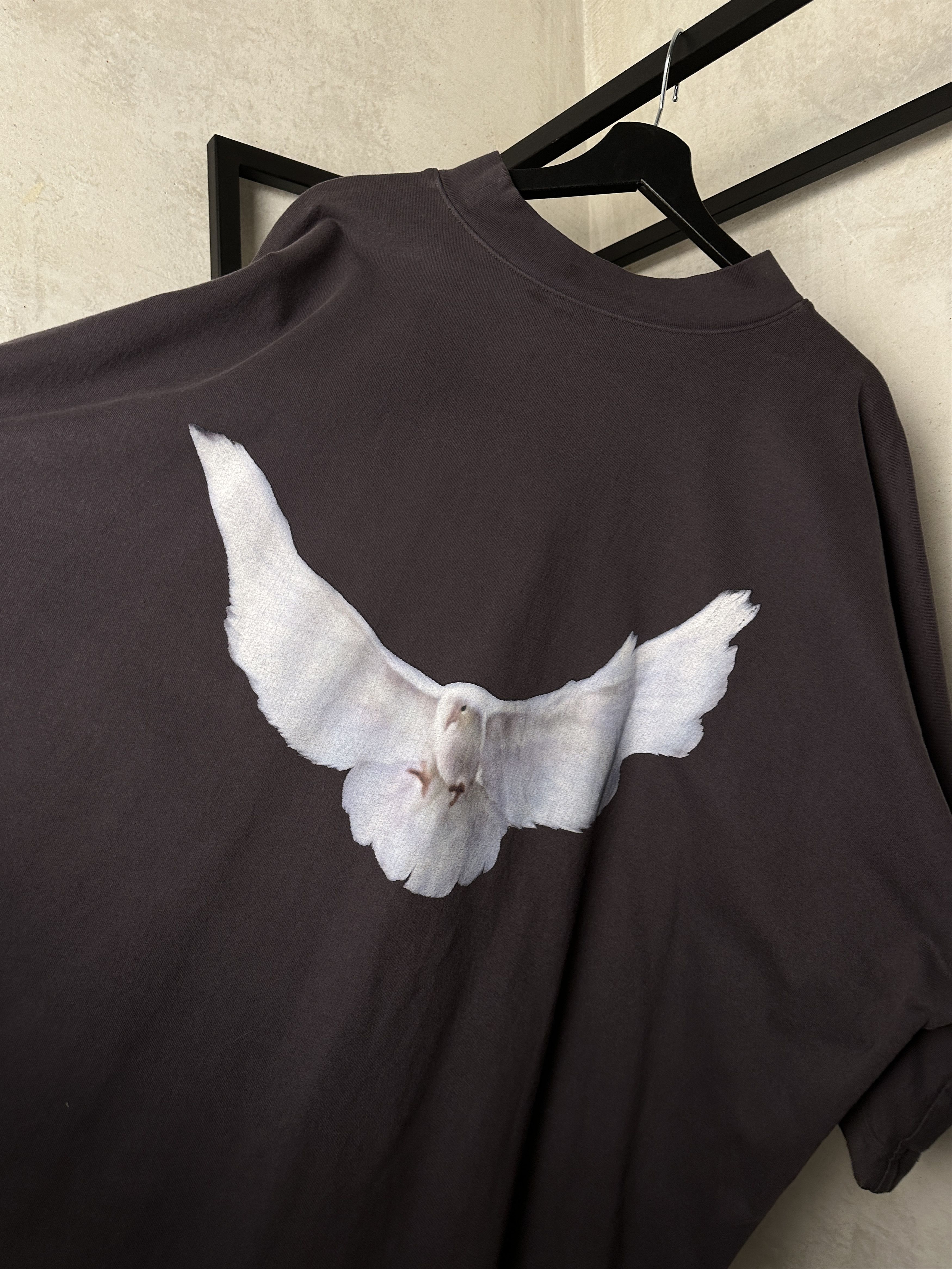 Gap Yeezy Gap Dove Brown T Shirt Size US XL / EU 56 / 4 - 5 Thumbnail
