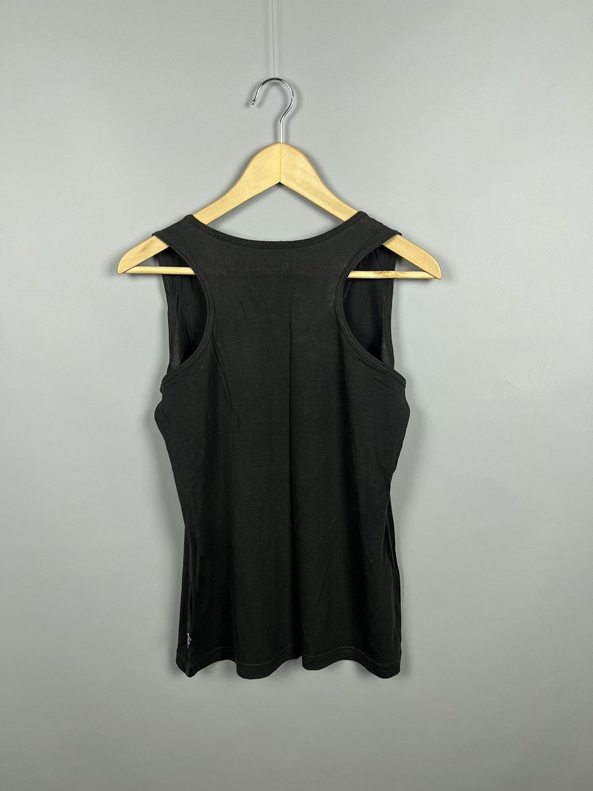 Fjallraven (S) Fjallraven merino wool tank top Hike Shirt womens Size S / US 4 / IT 40 - 6 Thumbnail