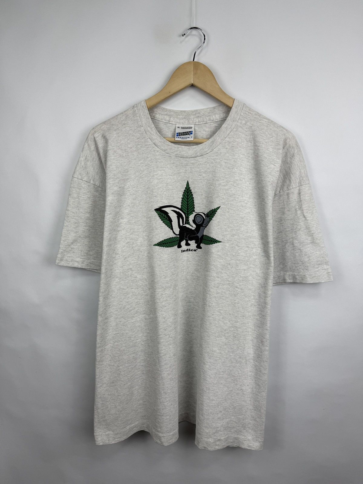 Fruit Of The Loom 🇺🇸 Vintage 90s Indica Skunk Weed 420 Marijuana Cannabis Tee Size US XL / EU 56 / 4 - 3 Thumbnail