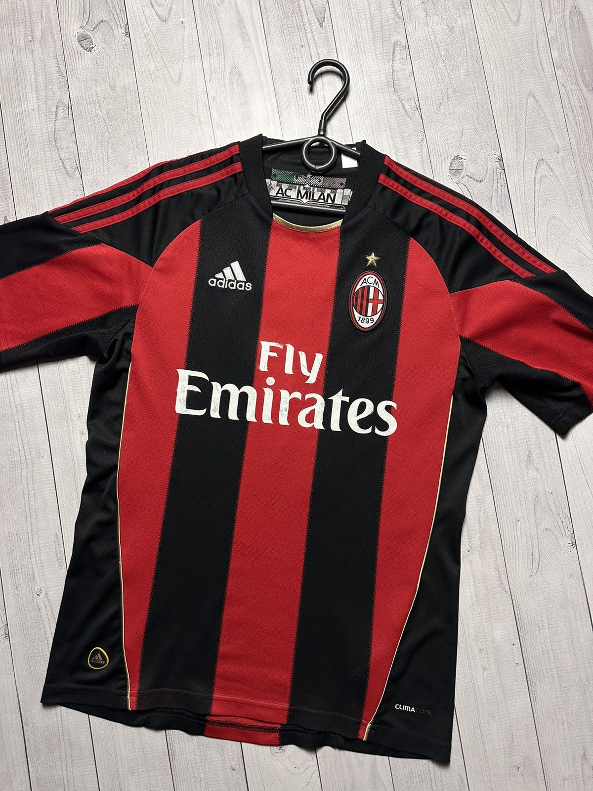 Adidas × Vintage Vintage adidas AC Milan soccer jersey size S 7 Pato rare Size US S / EU 44-46 / 1 - 3 Thumbnail