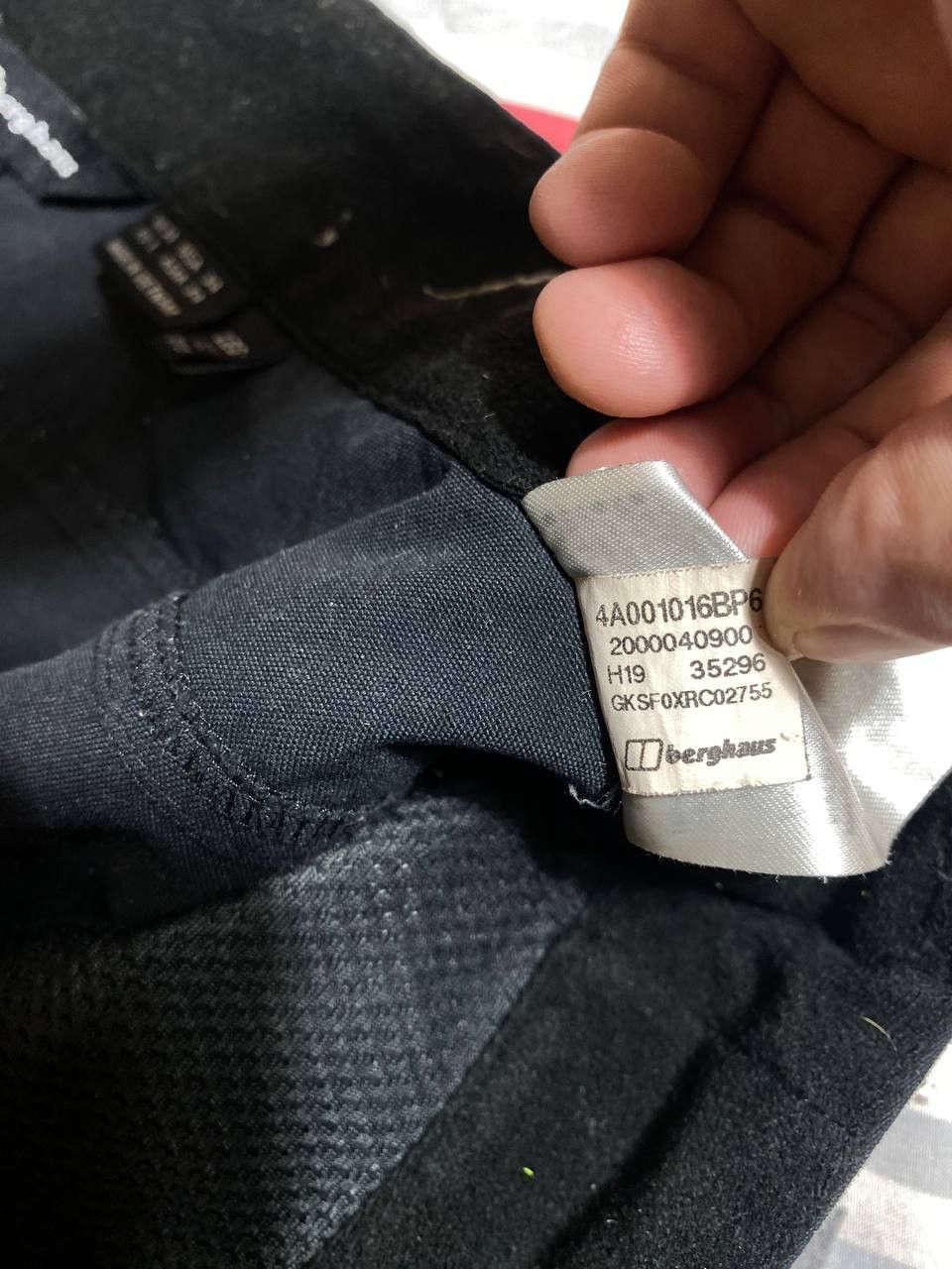 Berghaus Vintage Berghaus outdoor hiking streetwear pants Size US 34 / EU 50 - 18 Thumbnail
