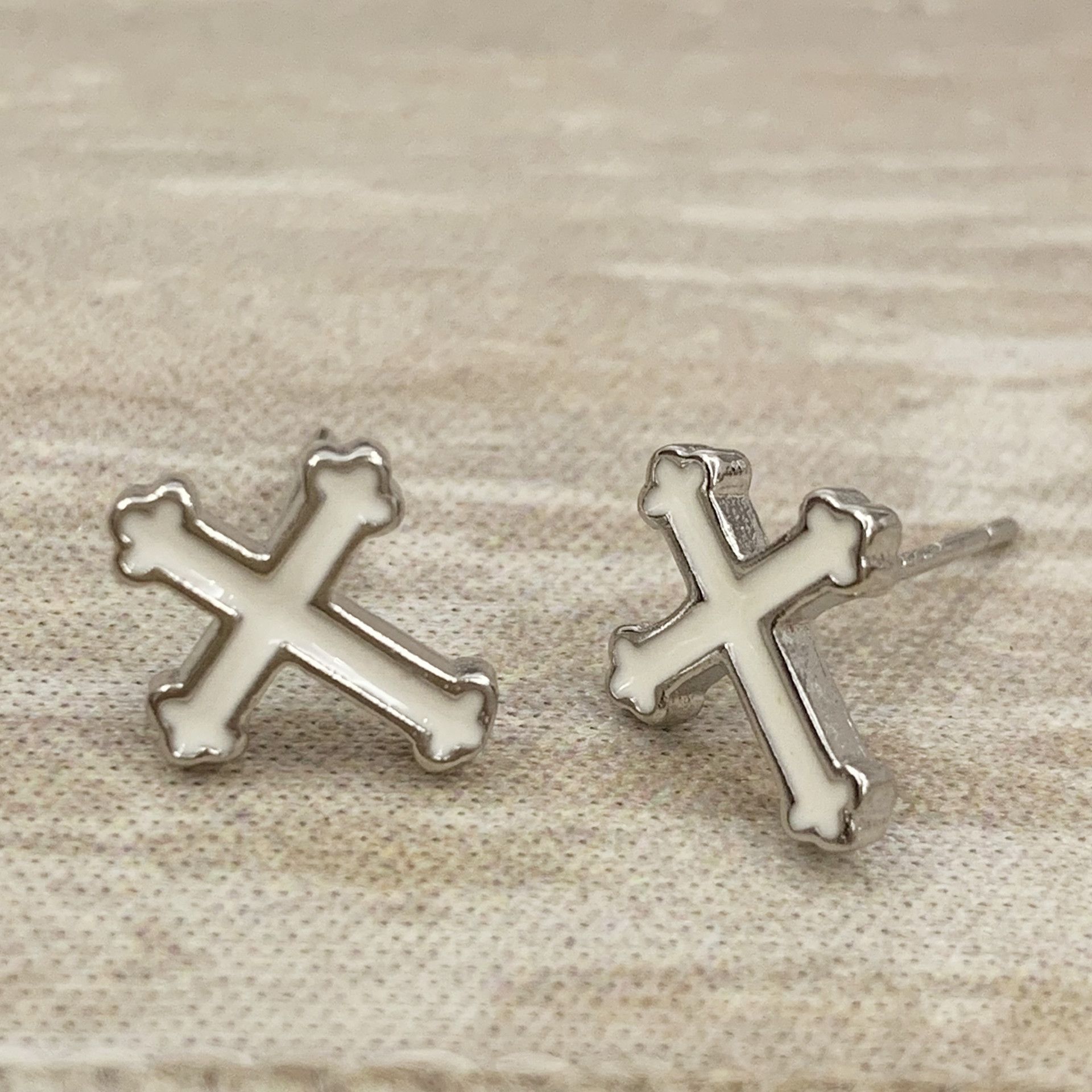 Jewelry Earrings One Pairs Chrome Jewelry Size ONE SIZE - 3 Thumbnail
