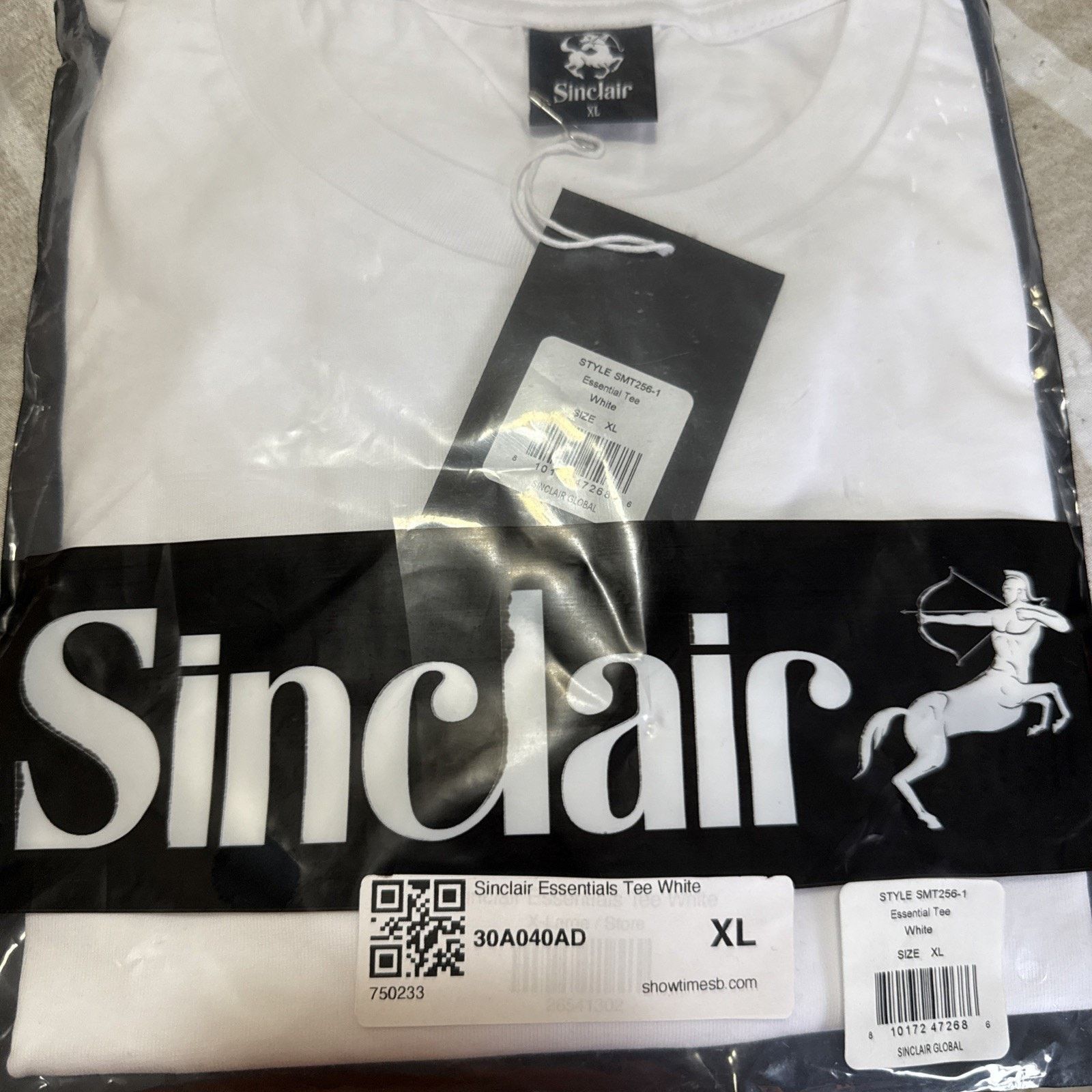 Sinclair Global Sinclair Global Centaur Logo Essential T Shirt Men’s Size XL Size US XL / EU 56 / 4 - 6 Thumbnail