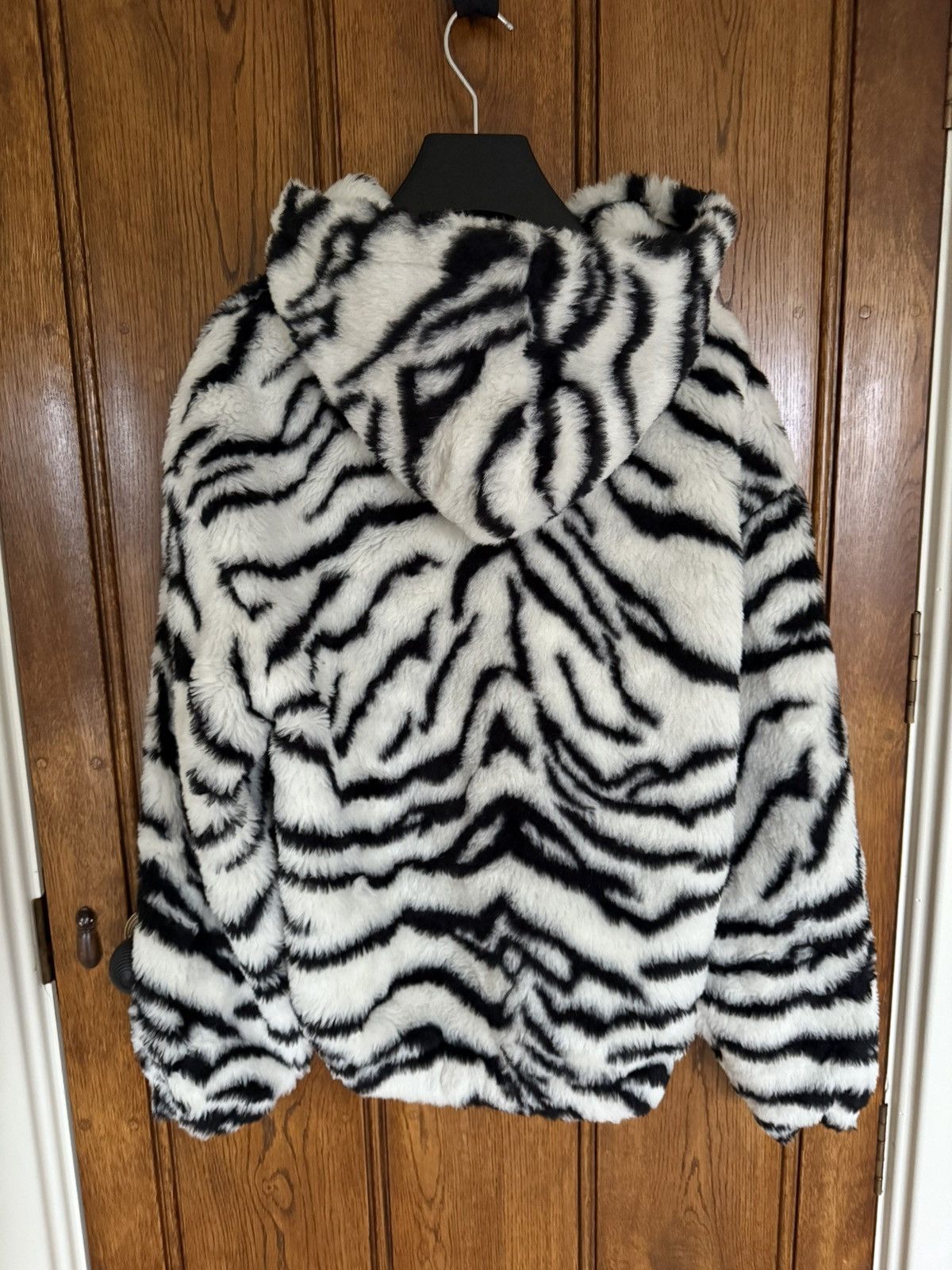 Celine Celine FW23 white tiger fleece logo hoodie Hedi Slimane Size US M / EU 48-50 / 2 - 18 Thumbnail