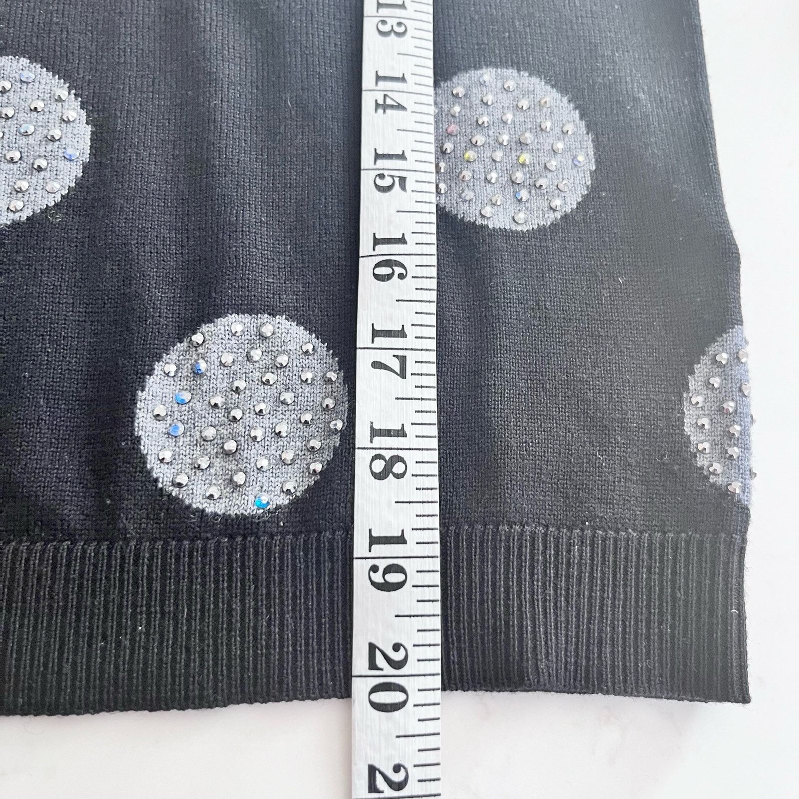 Alice + Olivia Alice + Olivia Black Gray Wool Polka Dot Crew Sweater Size XS / US 0-2 / IT 36-38 - 7 Thumbnail