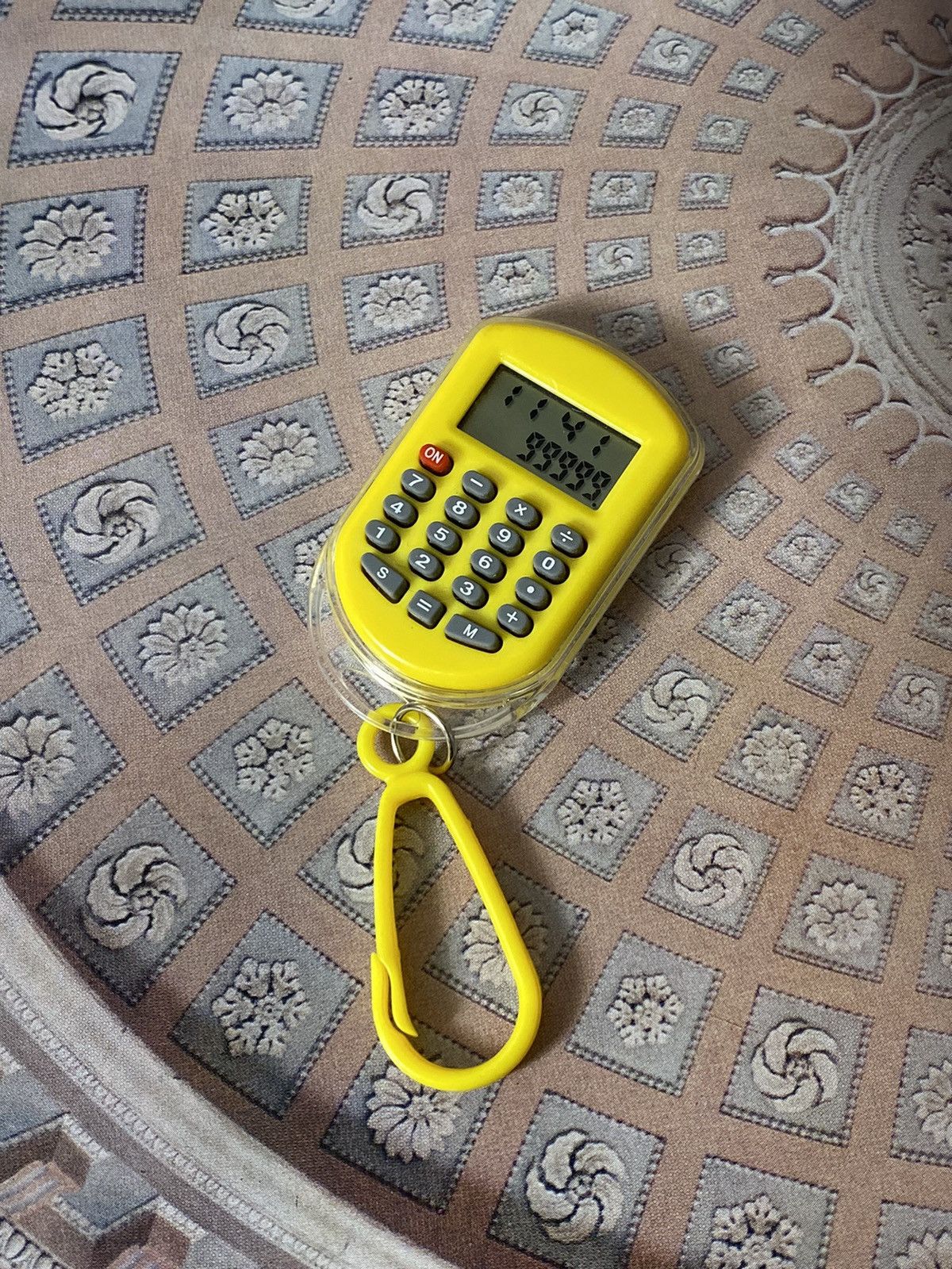 Jewelry Vintage Mini Calculator Keychain Size ONE SIZE - 1 Thumbnail