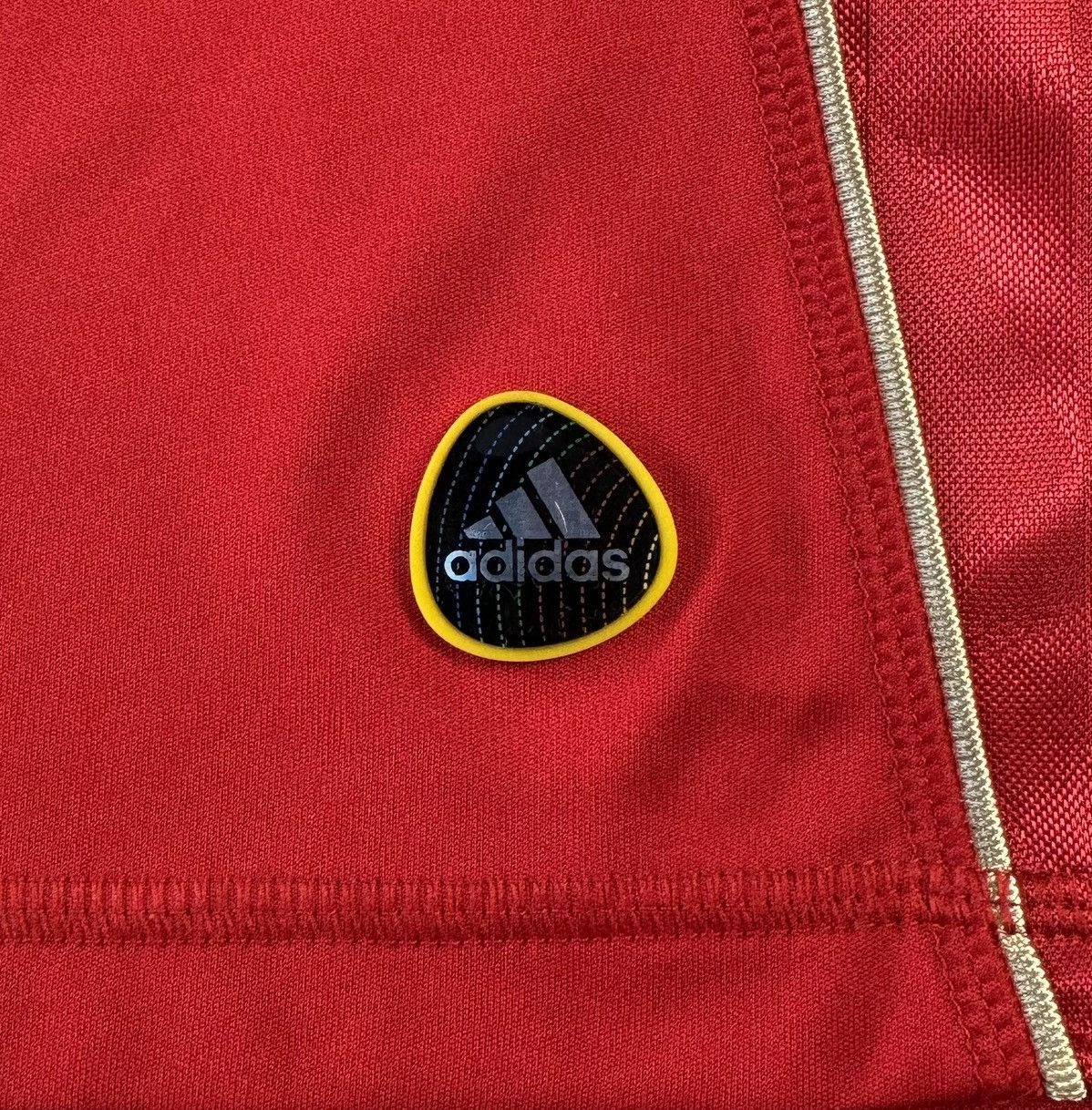 Adidas Liverpool 2010 2011 Home Football Shirt Soccer Jersey Adidas Size US L / EU 52-54 / 3 - 8 Thumbnail