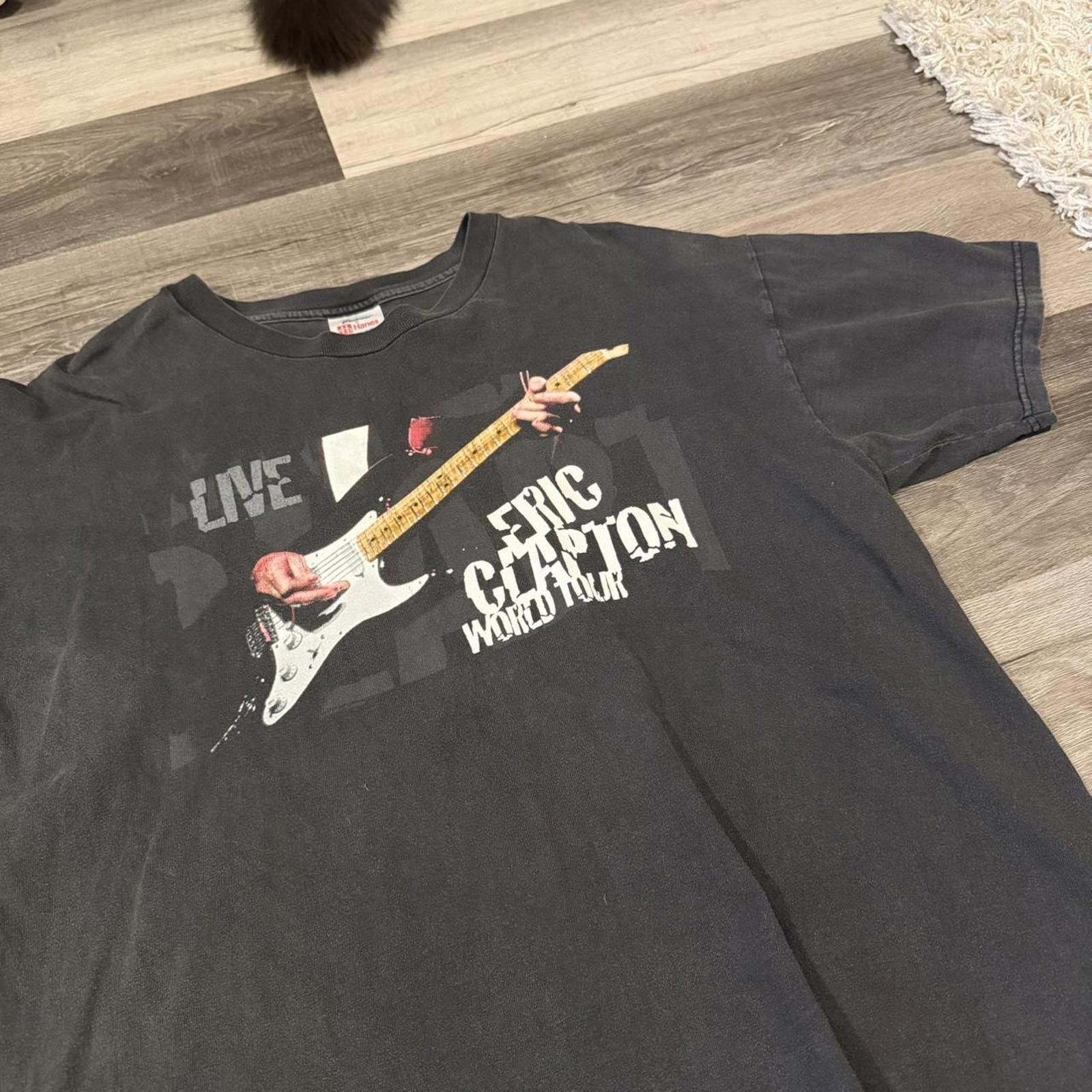 Hanes vintage Eric Clapton world tour t shirt 1998 XL Size US XL / EU 56 / 4 - 1 Thumbnail