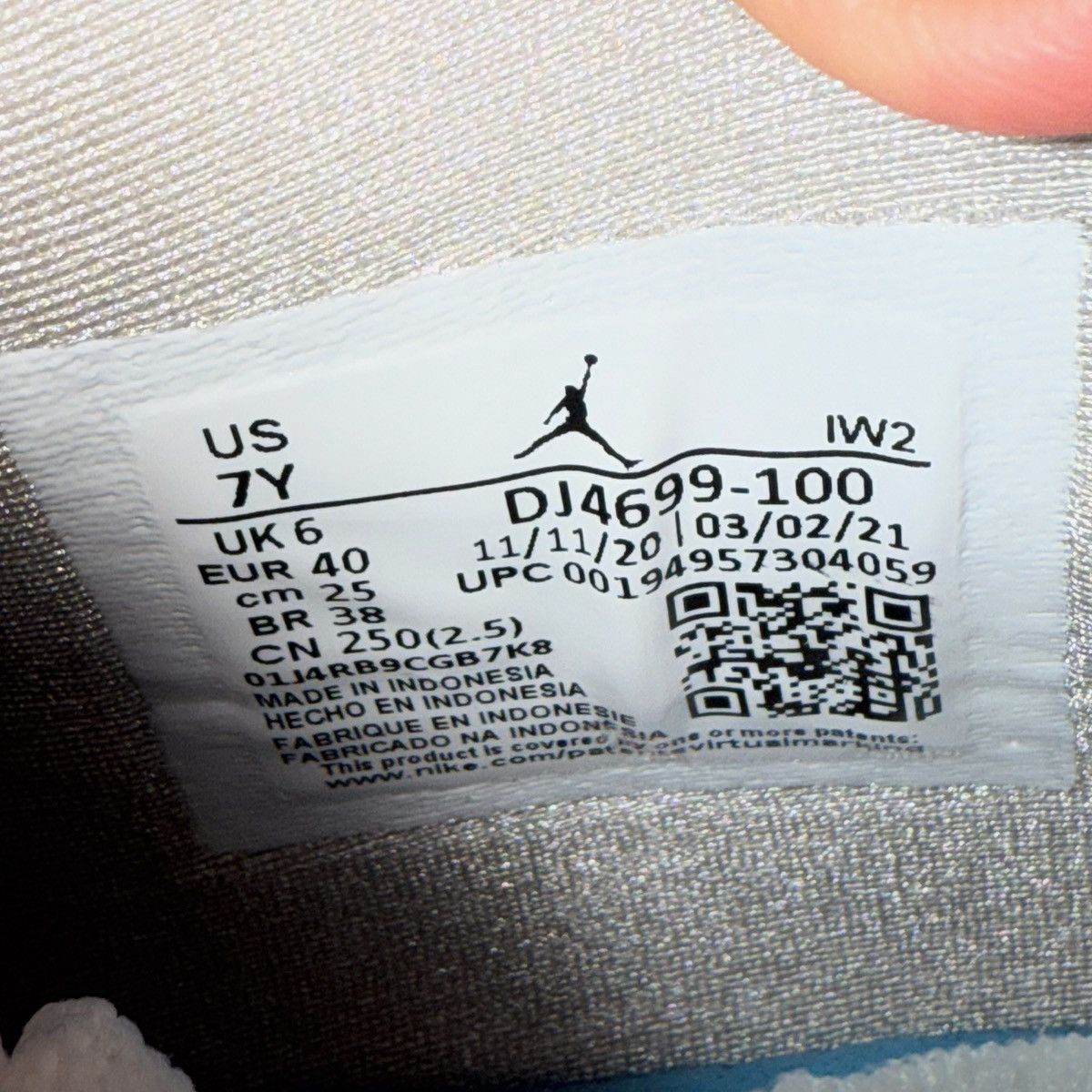Jordan Brand Size 8.5W -Nike Air Jordan 4 Retro GS White Oreo -DJ4699 100 Size US 8.5 / IT 38.5 - 6 Thumbnail