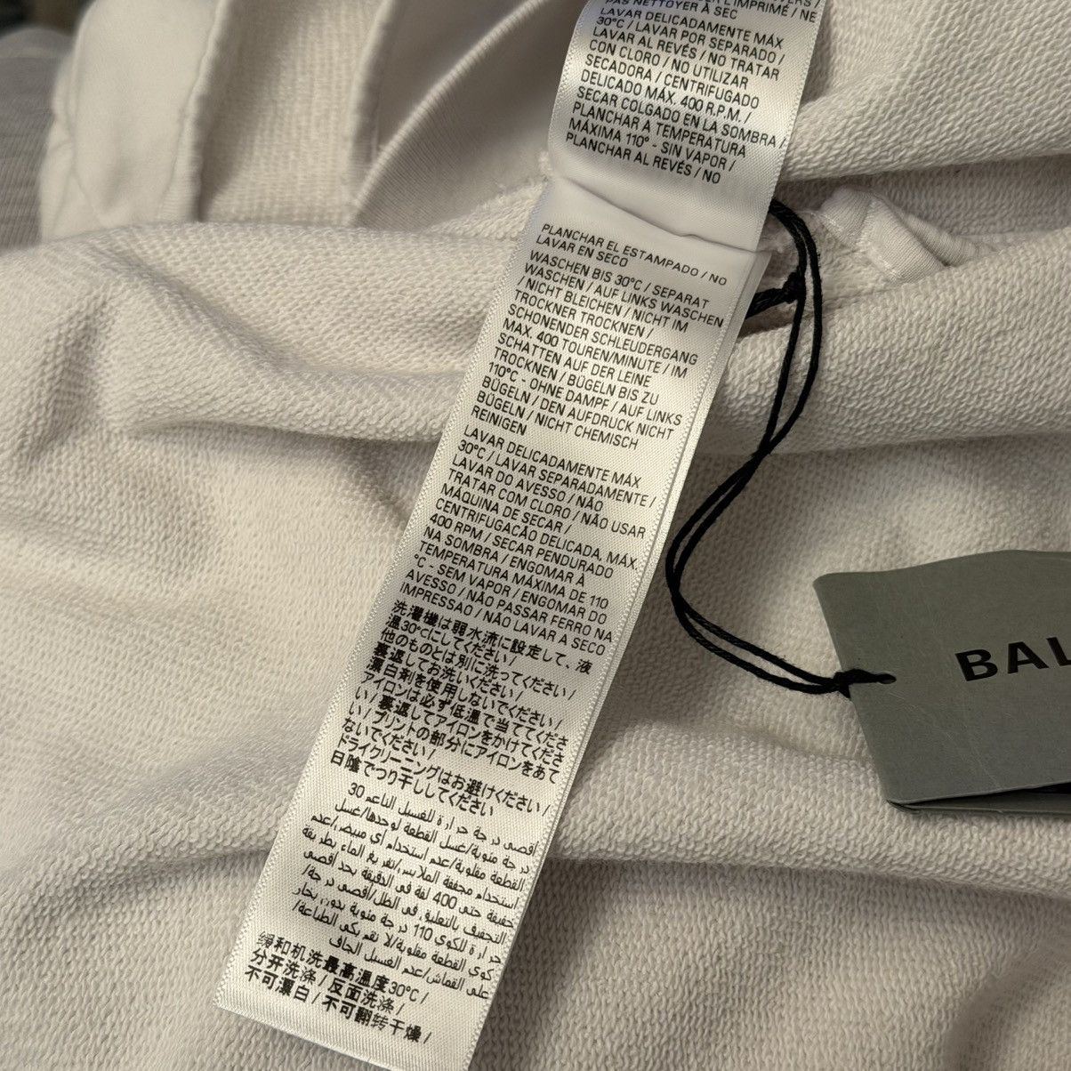 Balenciaga Balenciaga Distressed Tape Hoodie Size Medium Brand New Size US M / EU 48-50 / 2 - 8 Thumbnail