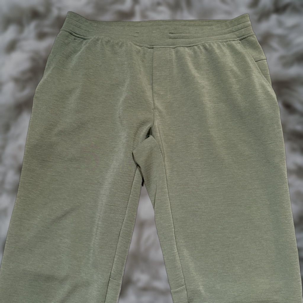 Lululemon Lululemon GridLiner Fleece Jogger XL Green Casual Athleisure LM5AF7S Size US 36 / EU 52 - 1 Thumbnail