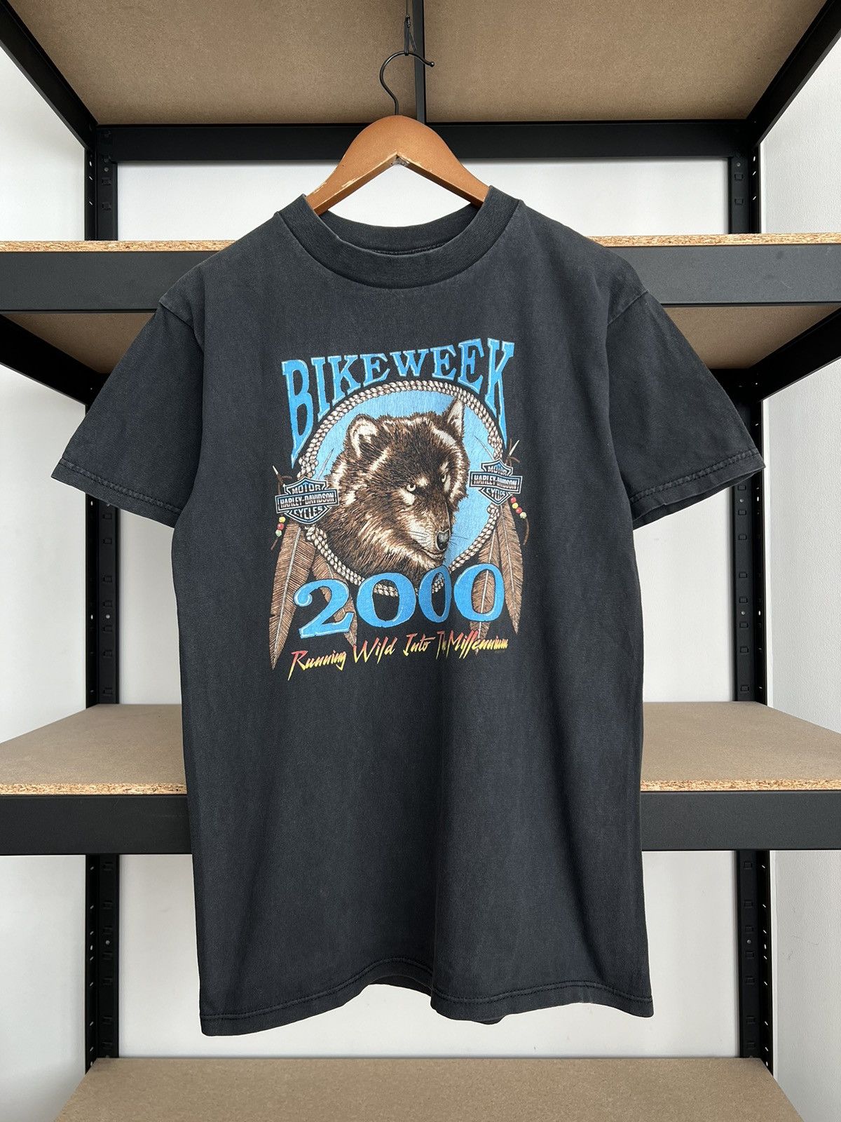 Harley Davidson Vintage 2000 Harley Davidson Bike Week Daytona Wolf T-shirt Size US M / EU 48-50 / 2 - 3 Thumbnail