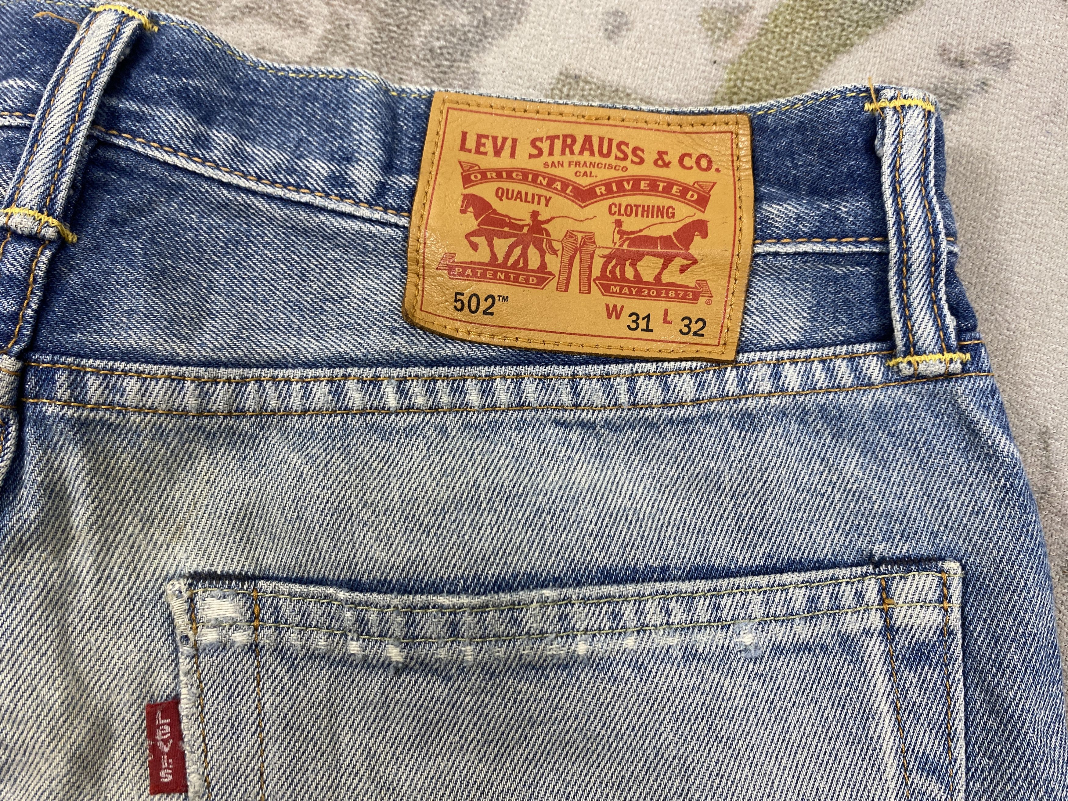 Levi's Distressed Blue Vintage Levi's 502 Jeans 33x29 Denim- JN3848 Size US 33 - 12 Thumbnail