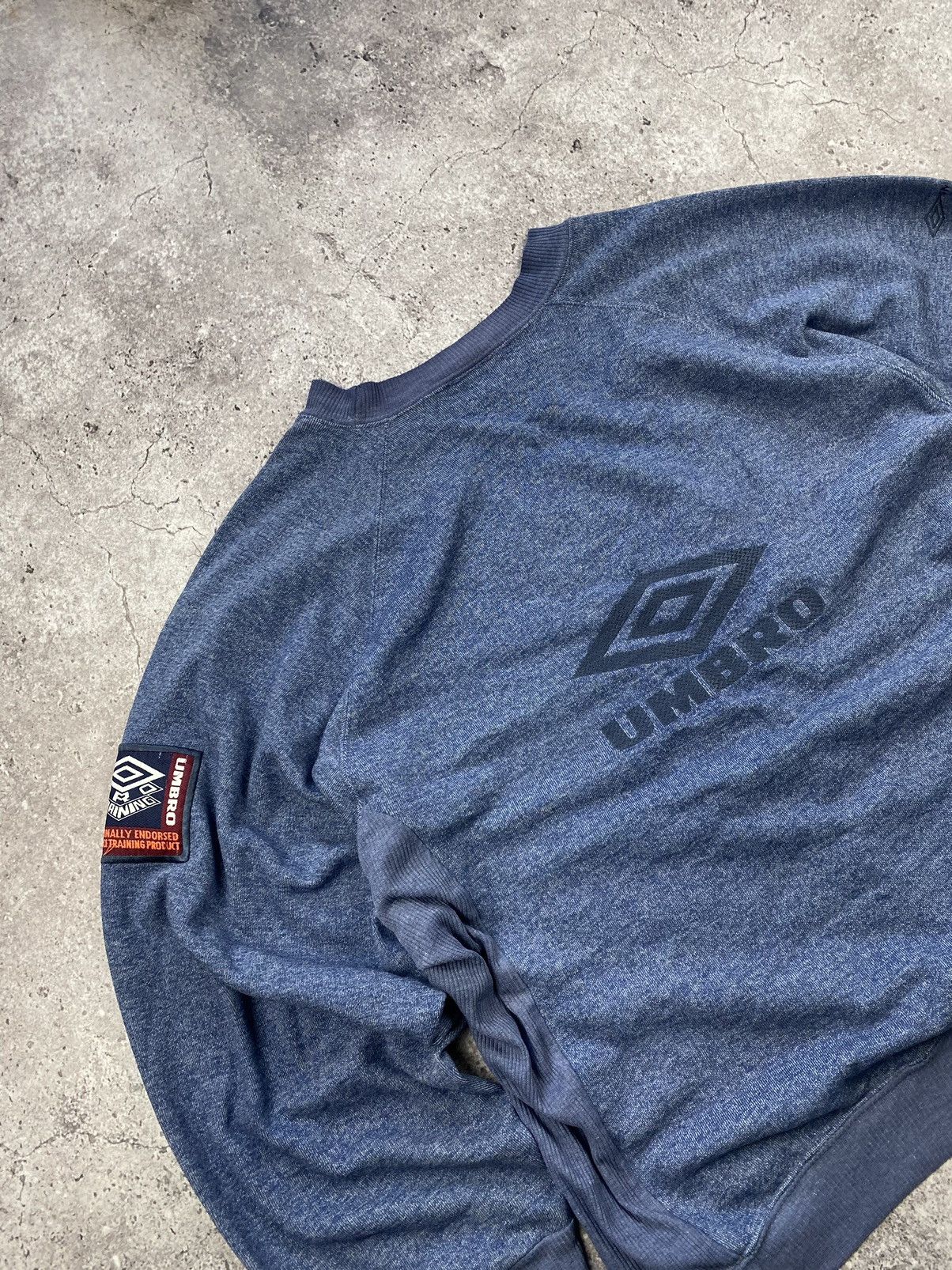 Umbro × Vintage VINTAGE UMBRO DISTRESSED BAGGY BOXY Y2K OVERSIZED SWEATSHIRT Size US L / EU 52-54 / 3 - 5 Thumbnail