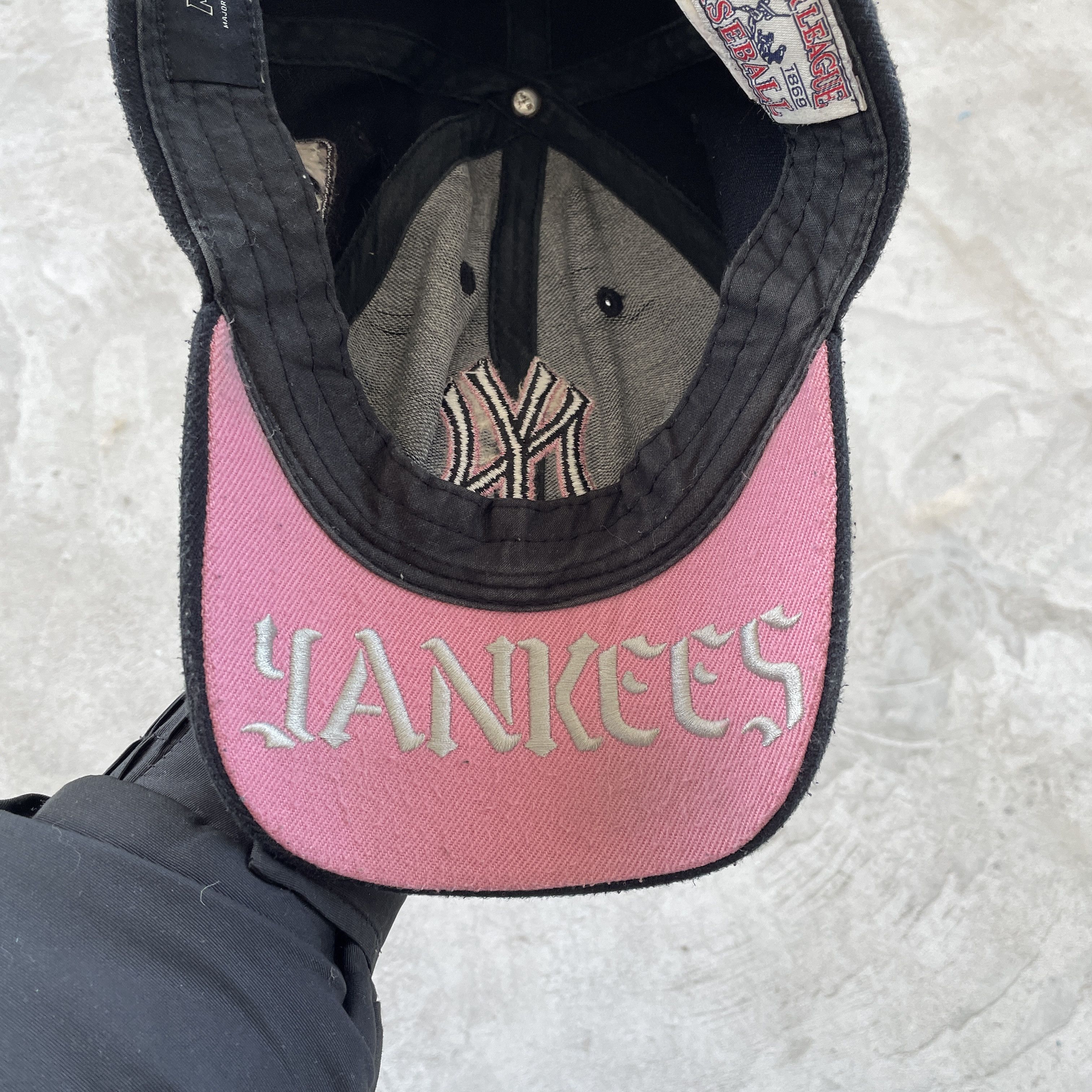 New York Yankees Vintage NY Yankees Black Pink Underbrim Dad Hat Cap MLB 1869 Size ONE SIZE - 6 Thumbnail