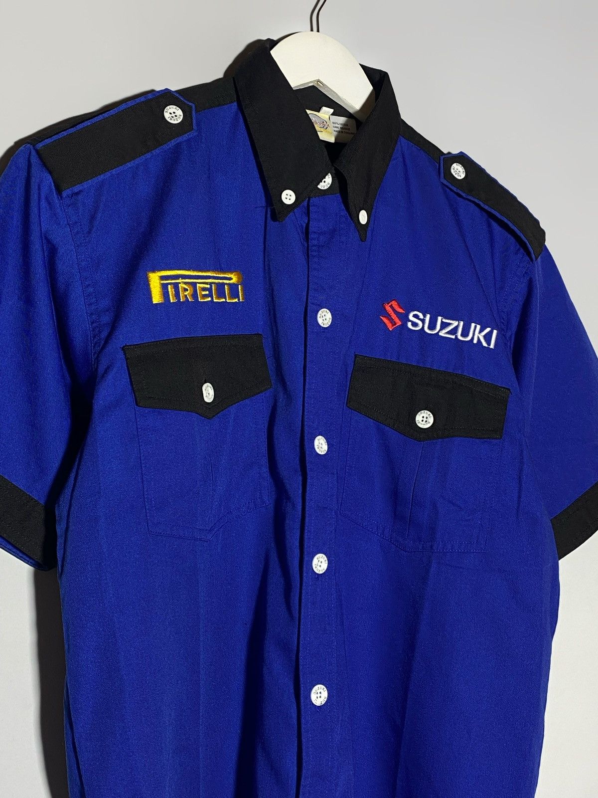 Japanese Brand Vintage Suzuki Pirelli Team racing moto shirt Size US L / EU 52-54 / 3 - 3 Thumbnail