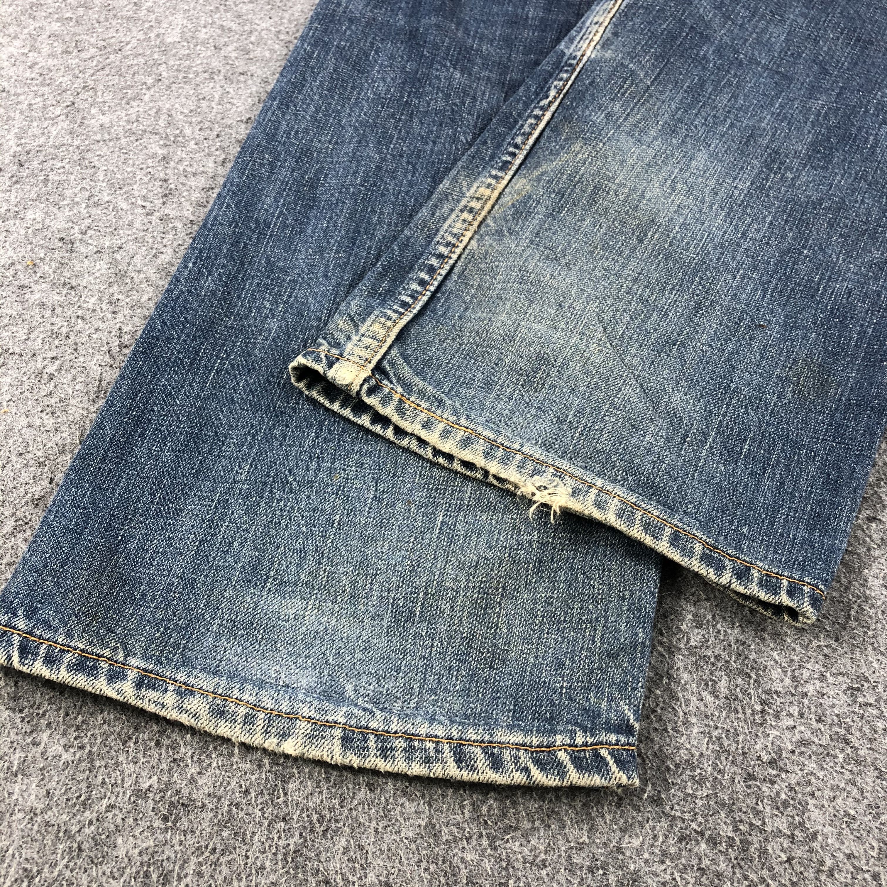 Levi's Vintage 90s Levis 501 Jeans Rusty Faded Blue Denim KJ333 Size US 32 / EU 48 - 6 Thumbnail