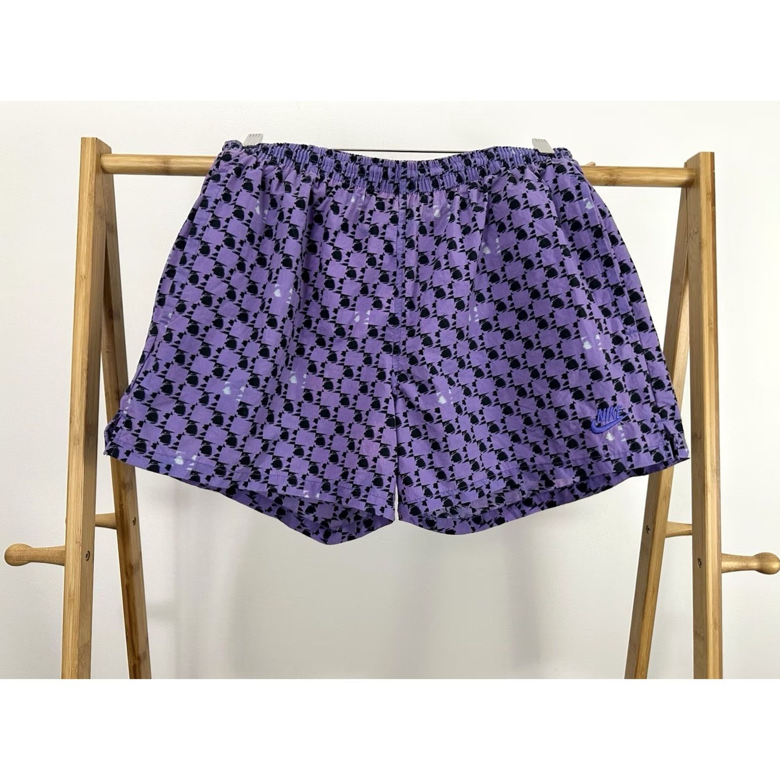 Nike Nike Challenge Court Tennis Shorts VTG 90s Purple L Mens RARE Bold Abstract Size US 33 - 2 Thumbnail