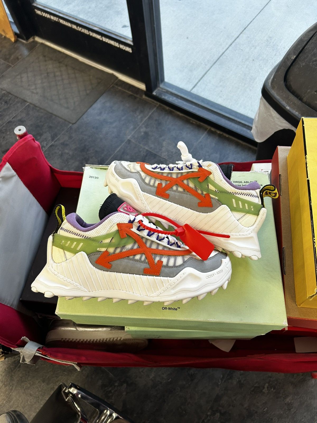 Off-White Off white ODSY-1000 Size US 8 / EU 41 - 2 Thumbnail