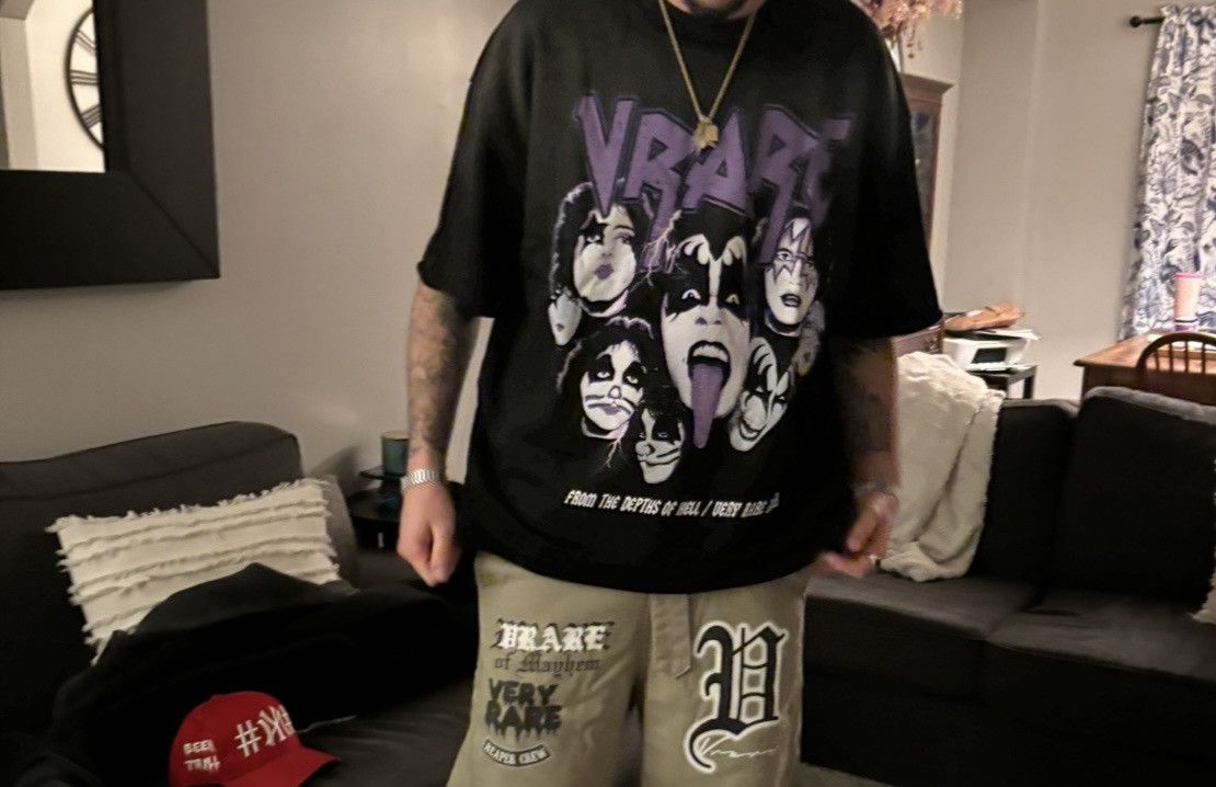 Band Tees KISS custom vrare band tee - heavy crew tshirt Size US L / EU 52-54 / 3 - 3 Thumbnail