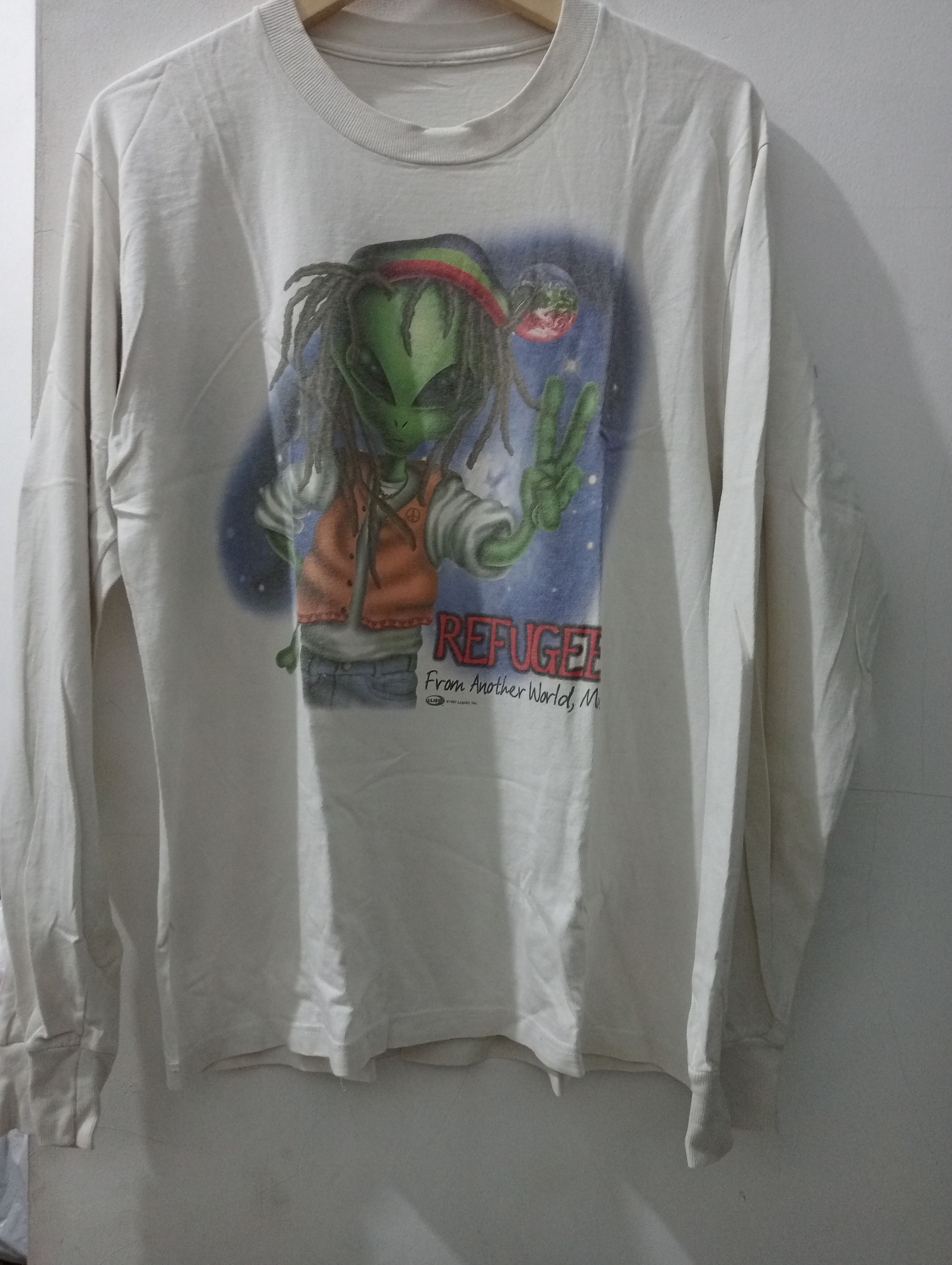Vintage aliens x vintage x refugee Size US M / EU 48-50 / 2 - 10 Thumbnail