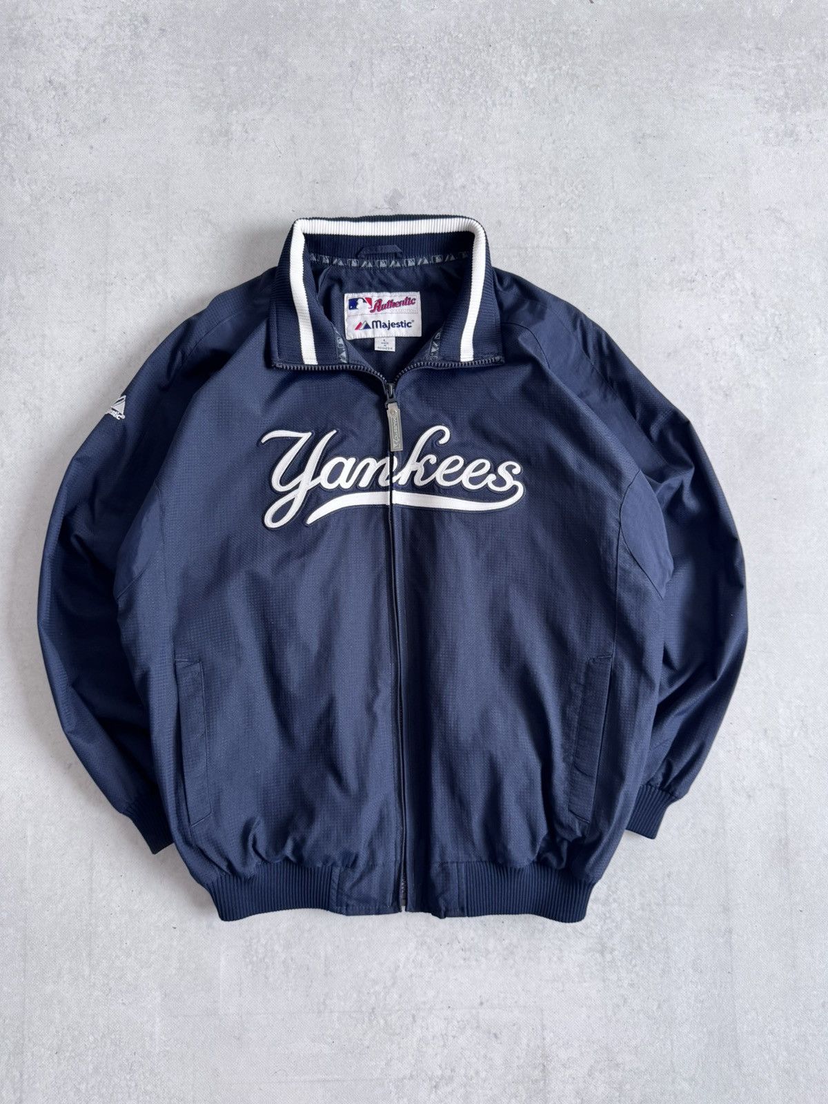 Majestic Vintage Yankees New York Majestic Baseball Nylon Men Bomber Size US L / EU 52-54 / 3 - 1 Thumbnail