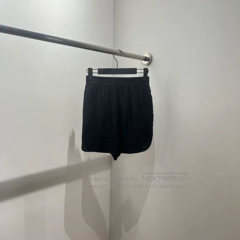 Fendi Fendi FF logo silk shorts Size 42" / US 20 - 1 Thumbnail