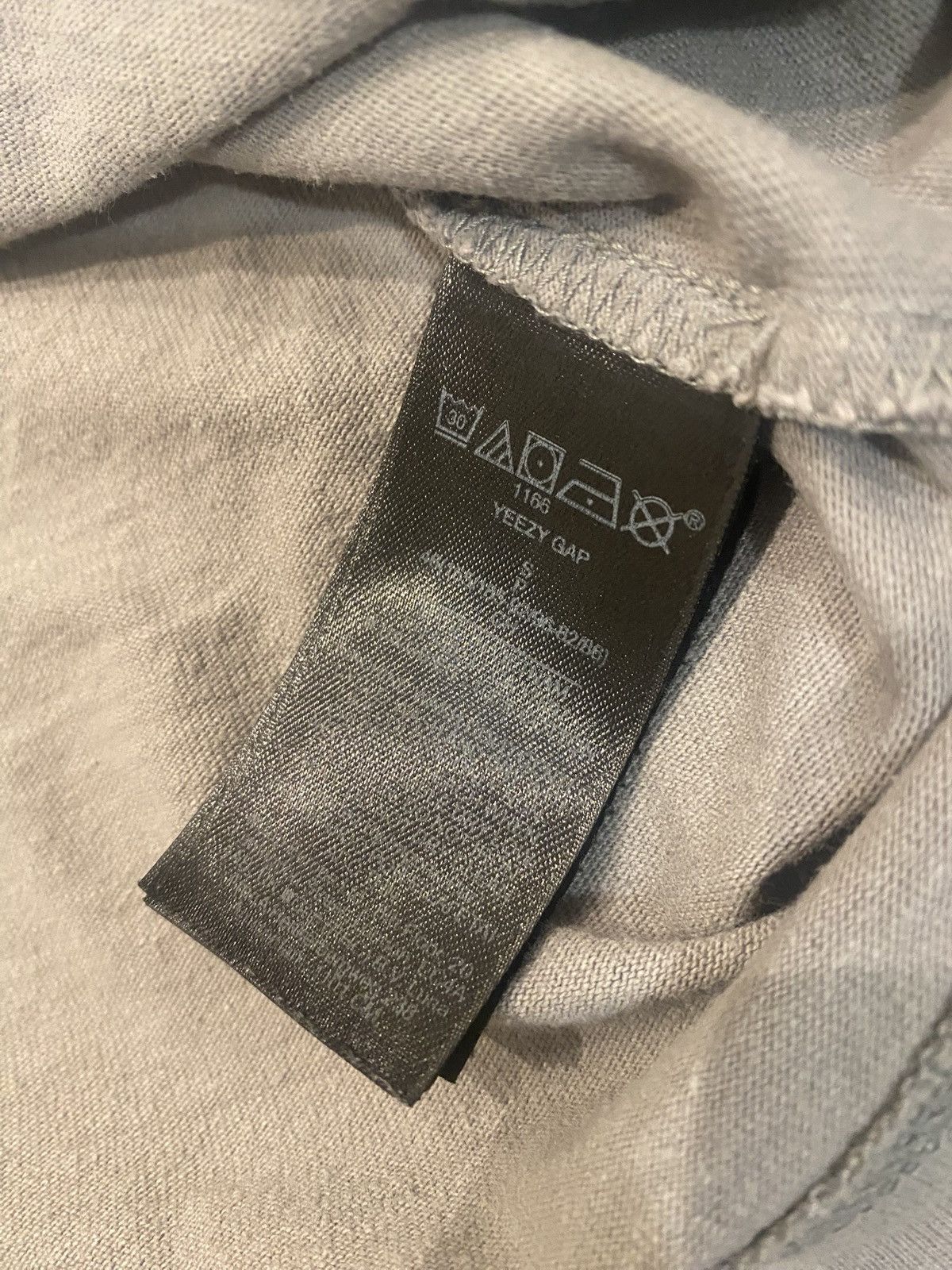Yeezy Unreleased Yeezy x Gap Small Grey T-Shirt (2022) Size US S / EU 44-46 / 1 - 4 Thumbnail