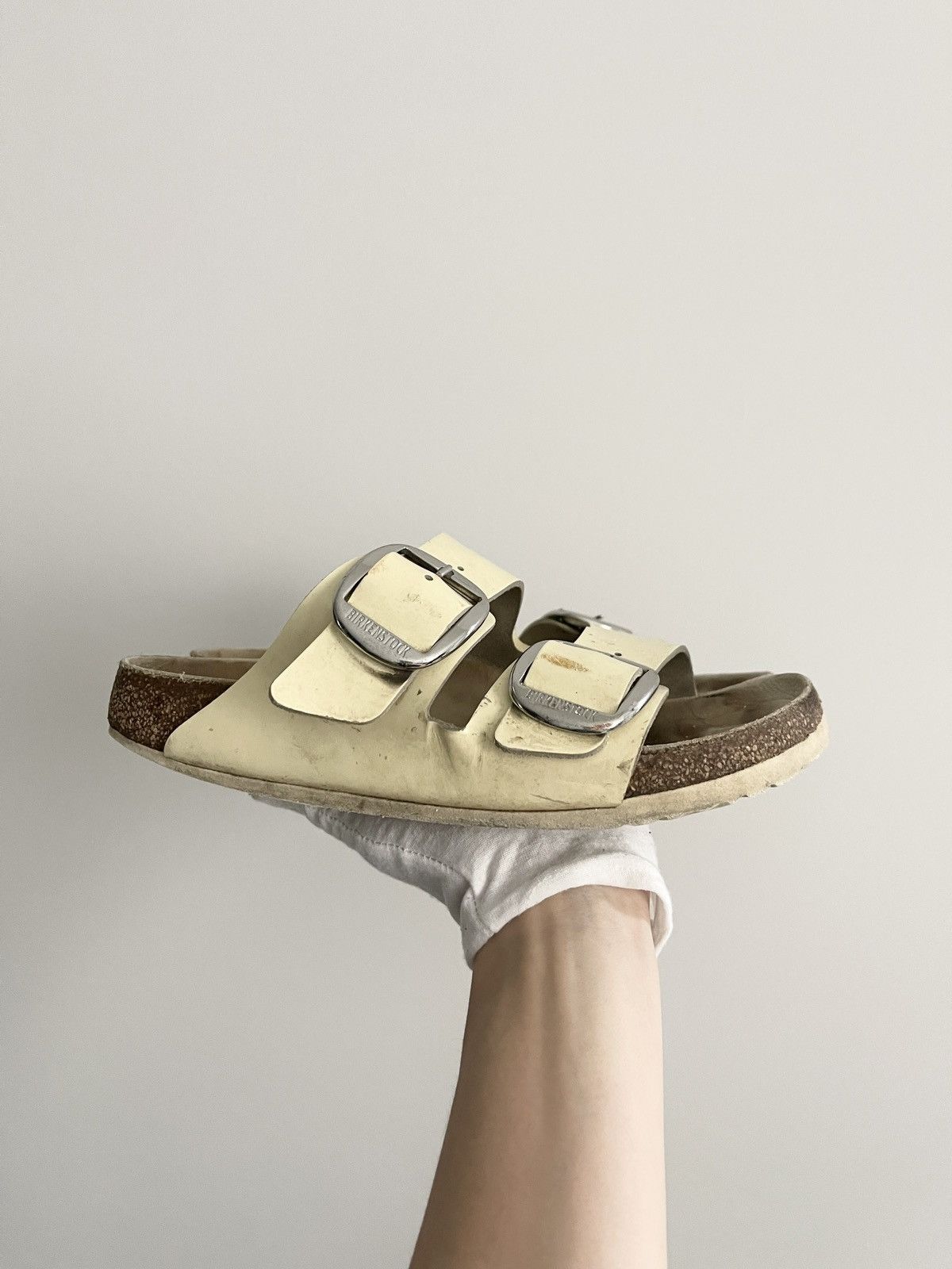 Birkenstock STEAL! Birkenstock Arizona Big Buckle Size US 5.5 / EU 38 - 2 Thumbnail