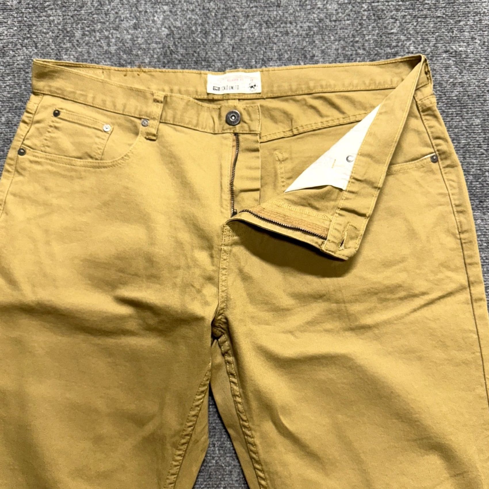 Ecko Unltd. Ecko Unltd Pants Men 40x31 Relaxed Fit Dress Pants Beige Khaki Y2K Size US 40 / EU 56 - 7 Thumbnail
