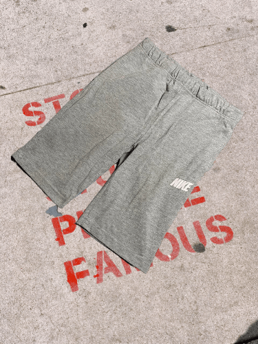 Nike Vintage Nike Shorts big logo NIKE Size US 30 / EU 46 - 1 Thumbnail
