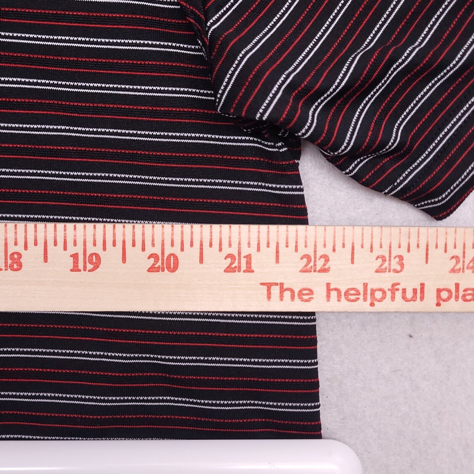 Izod IZOD Pullover Polo Shirt Adult Mens Size Large L Black Red Size US L / EU 52-54 / 3 - 8 Thumbnail