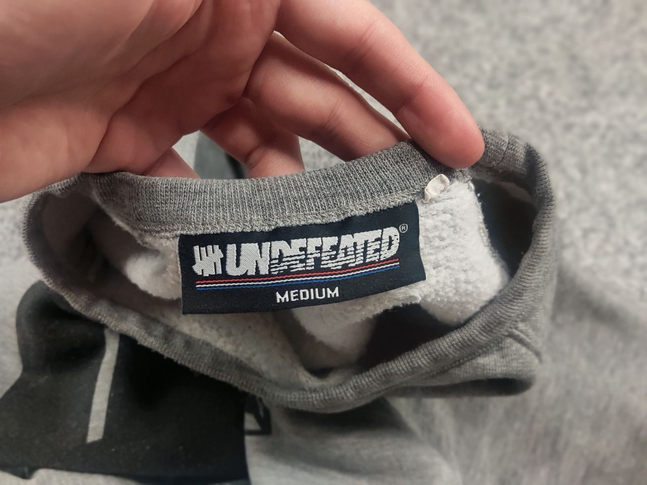 Undefeated Undefeated Vintage Big 5 Strikers logo Crew chek Sweatshirt Size US M / EU 48-50 / 2 - 10 Thumbnail