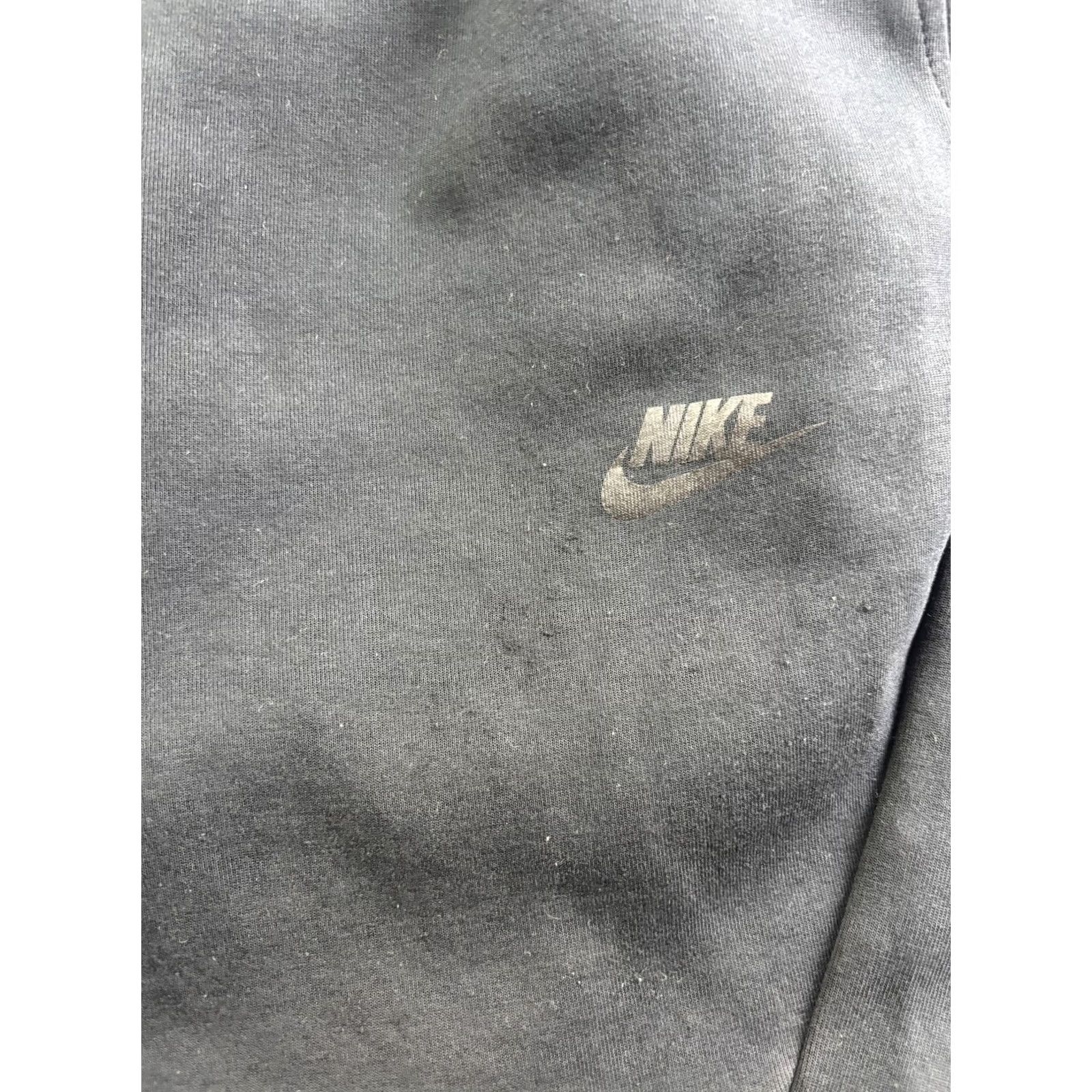 Nike Nike Sweatpants Mens XL Black Fleece Joggers Elastic Waist Zip Pocket Pants Slim Tapered Mens XL Black Jogger Gear Size US 36 / EU 52 - 7 Thumbnail