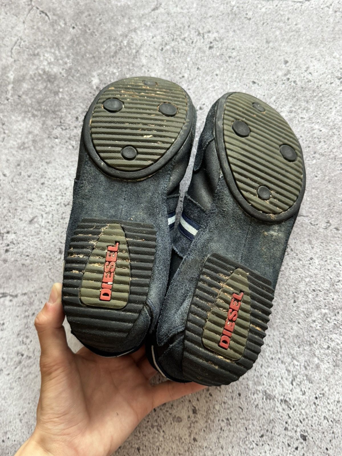 Diesel 🔥VINTAGE DIESEL Y2K HYPE LOW TOP SNEAKERS SUEDE Size US 8 / EU 41 - 14 Thumbnail