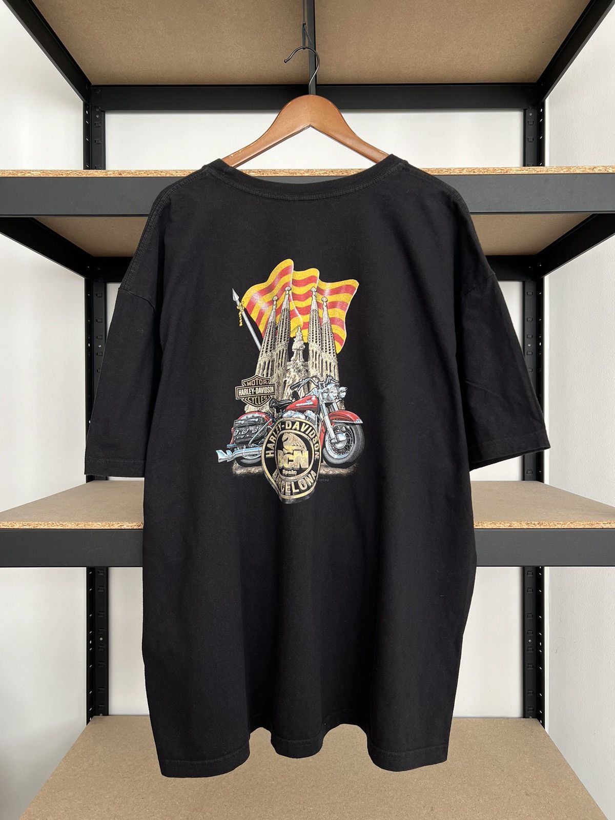 Harley Davidson Vintage 2018 Harley Davidson Skull Barcelona Spain T-shirt Size US XXL / EU 58 / 5 - 4 Thumbnail