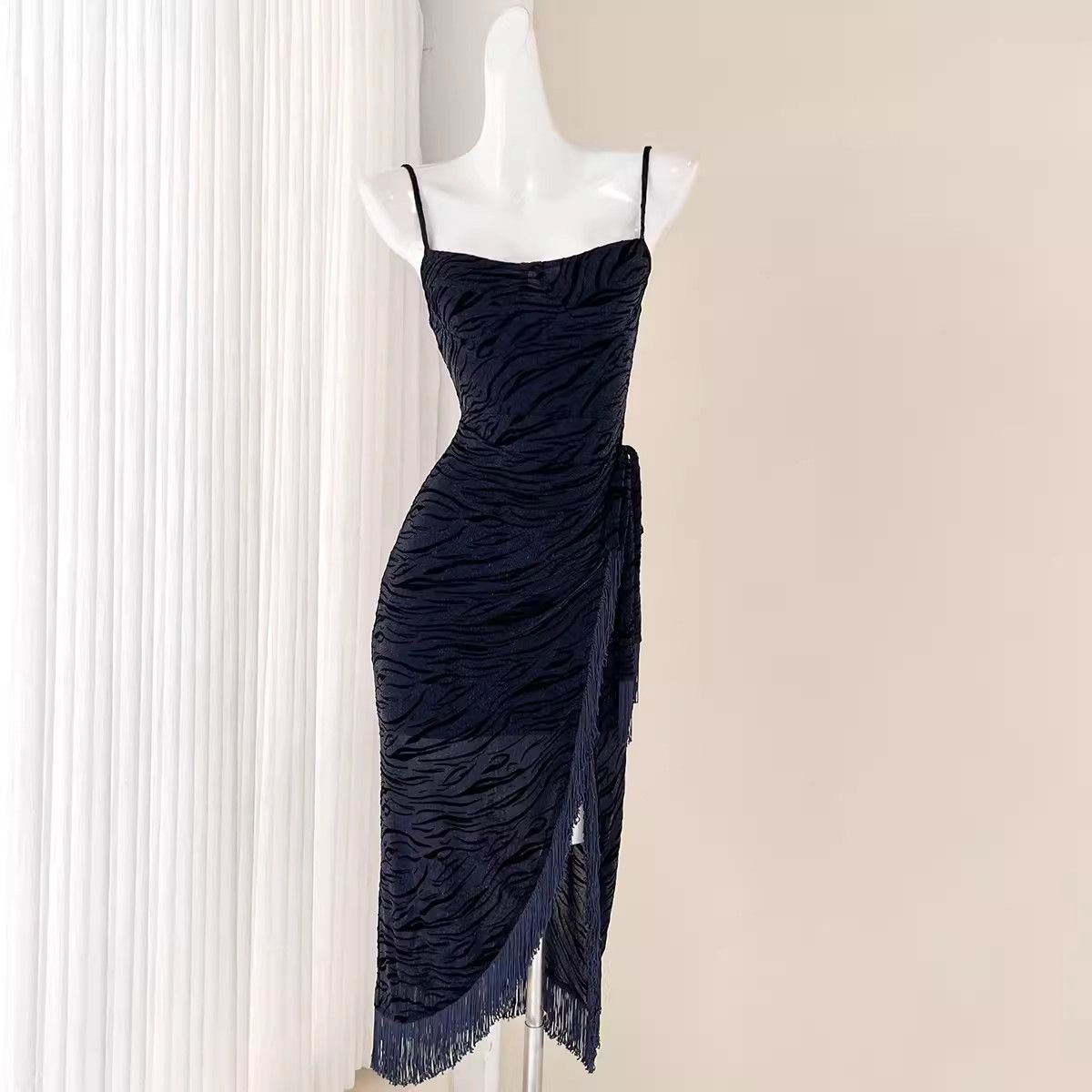 image of Vintage Fashion Sexy Slim Slim Fringe Split Halter Dress in Dark Blue, Women's (Size Medium)