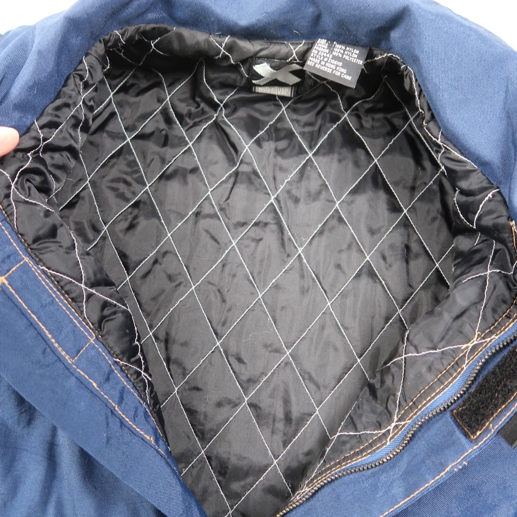 Quiksilver Vintage Quiksilver Nylon Jacket Mens L Blue Cross Logo 80s 90s Bomber Jacket Logo Decade Vintage Mens Regular Fit Winter Fall Spring Hoodie? Size US L / EU 52-54 / 3 - 7 Thumbnail