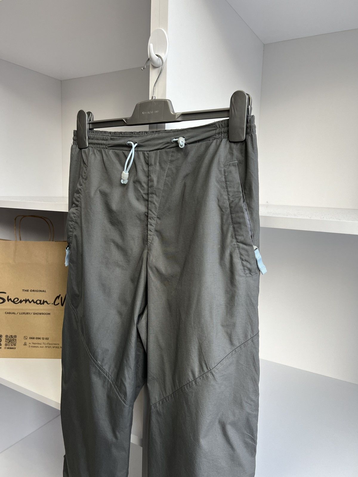 Nike × Vintage Vintage Nike Nylon Y2K Gray Pants Size US 31 - 6 Thumbnail