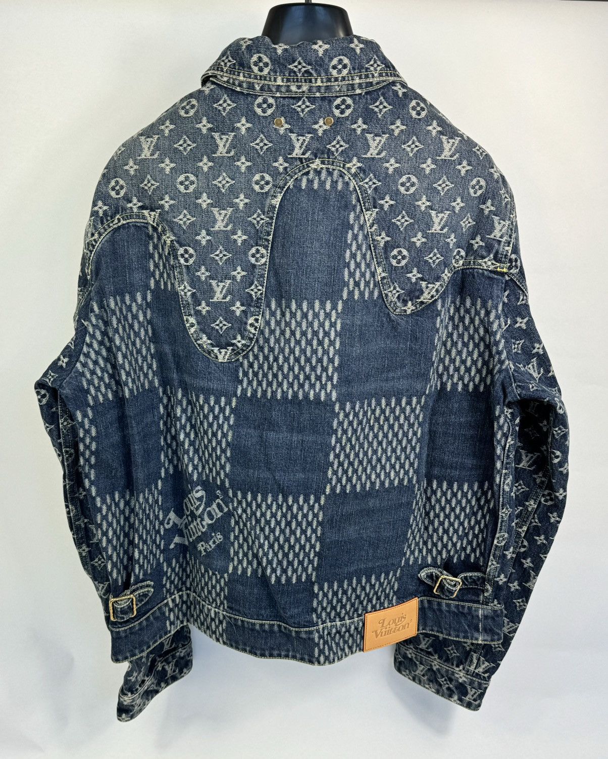 Louis Vuitton LOUIS VUITTON X NIGO MONOGRAM BLUE DENIM JACKET Size US XL / EU 56 / 4 - 2 Thumbnail