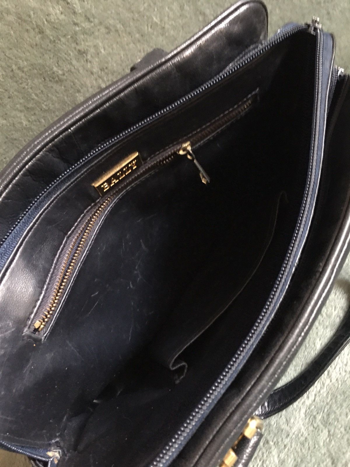 Bally × Vintage BALLY Leather Vintage Classic Handbag Shoulder Bag Size ONE SIZE - 9 Thumbnail