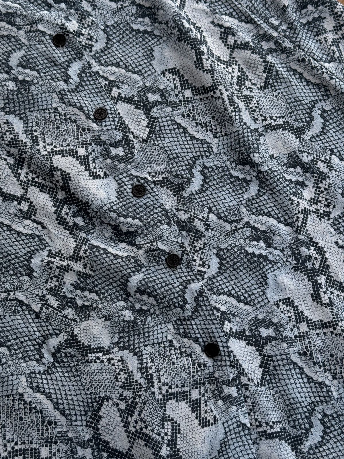 Vintage × Zadig & Voltaire Vintage Zadig-Voltaire June Midi Python Print Silk Skirt Size 26" / US 2 / IT 38 - 4 Thumbnail
