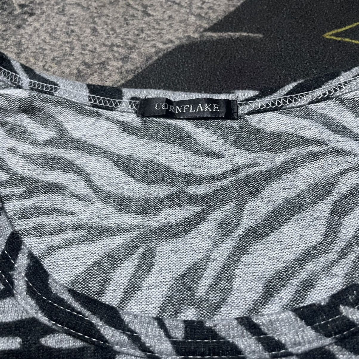 Japanese Brand 💥JapaneseBrand Cornflake Zebra Motive Shirt Size L / US 10 / IT 46 - 4 Thumbnail