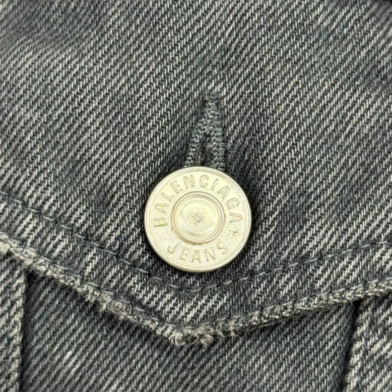 Balenciaga Balenciaga Double b painted logo denim jacket coat Size US XS / EU 42 / 0 - 3 Thumbnail