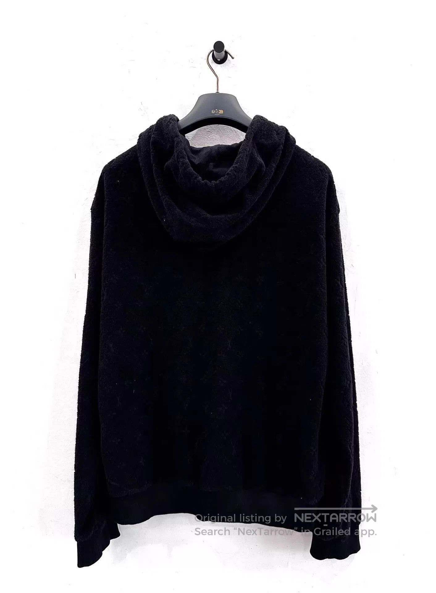 Louis Vuitton Black Zip. Size US M / EU 48-50 / 2 - 3 Thumbnail